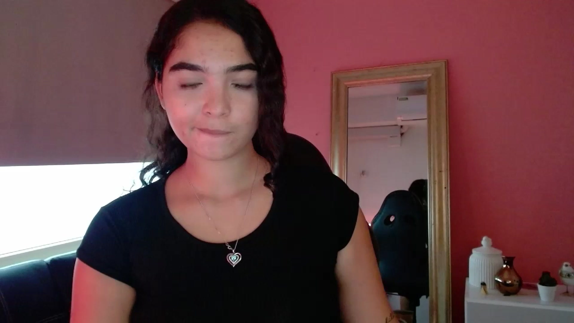 Gallery image thumbnail from Ariagaleo's myfreecams stream on, 07/11/2023, 21:51 image 5 of 20