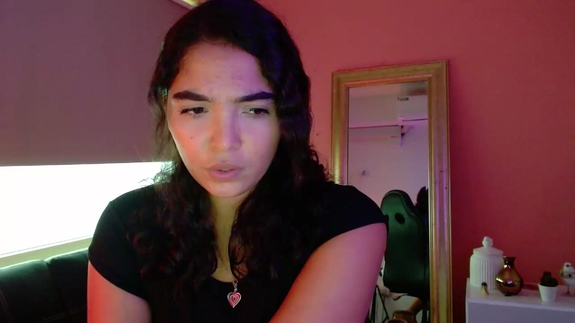 Gallery image thumbnail from Ariagaleo's myfreecams stream on, 07/11/2023, 21:51 image 2 of 20