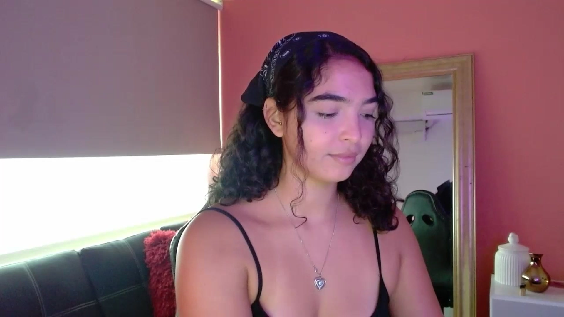 Gallery image thumbnail from Ariagaleo's myfreecams stream on, 07/14/2023, 20:24 image 3 of 20