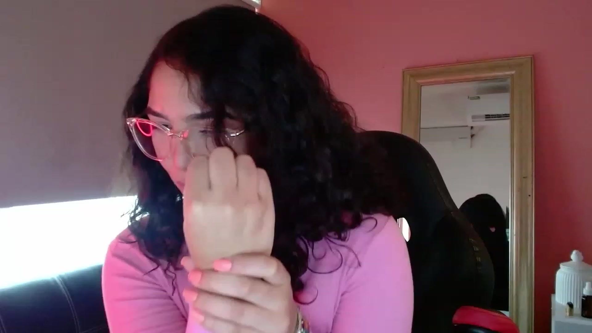 Gallery image thumbnail from Ariagaleo's myfreecams stream on, 07/15/2023, 20:22 image 7 of 20