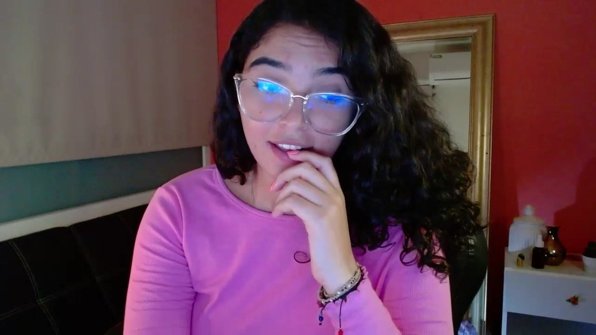 Gallery image thumbnail from Ariagaleo's myfreecams stream on, 07/16/2023, 24:08 image 18 of 20