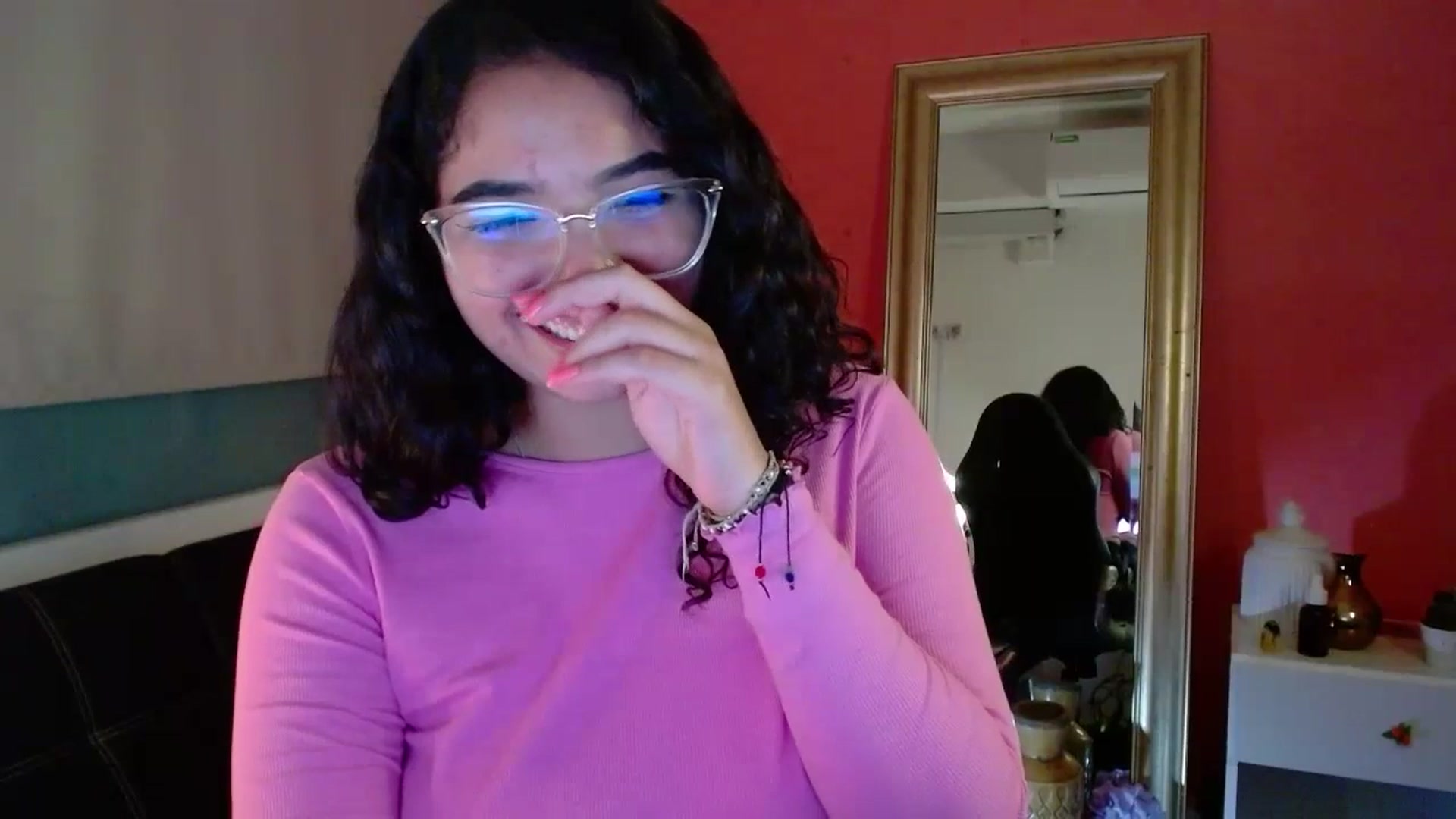 Gallery image thumbnail from Ariagaleo's myfreecams stream on, 07/16/2023, 24:08 image 13 of 20