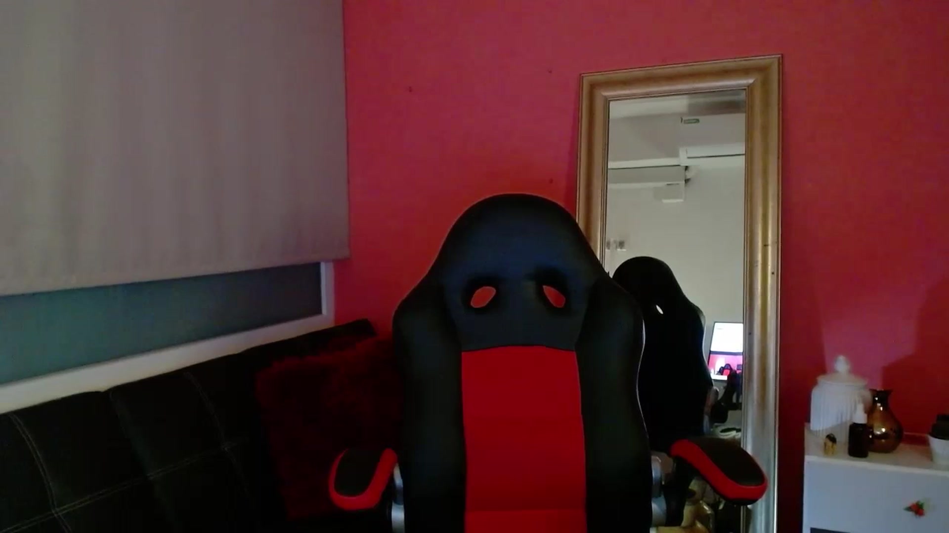 Gallery image thumbnail from Ariagaleo's myfreecams stream on, 07/16/2023, 24:08 image 6 of 20