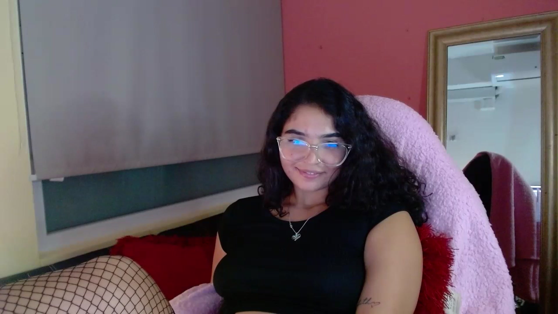 Gallery image thumbnail from Ariagaleo's myfreecams stream on, 07/16/2023, 06:56 image 1 of 20