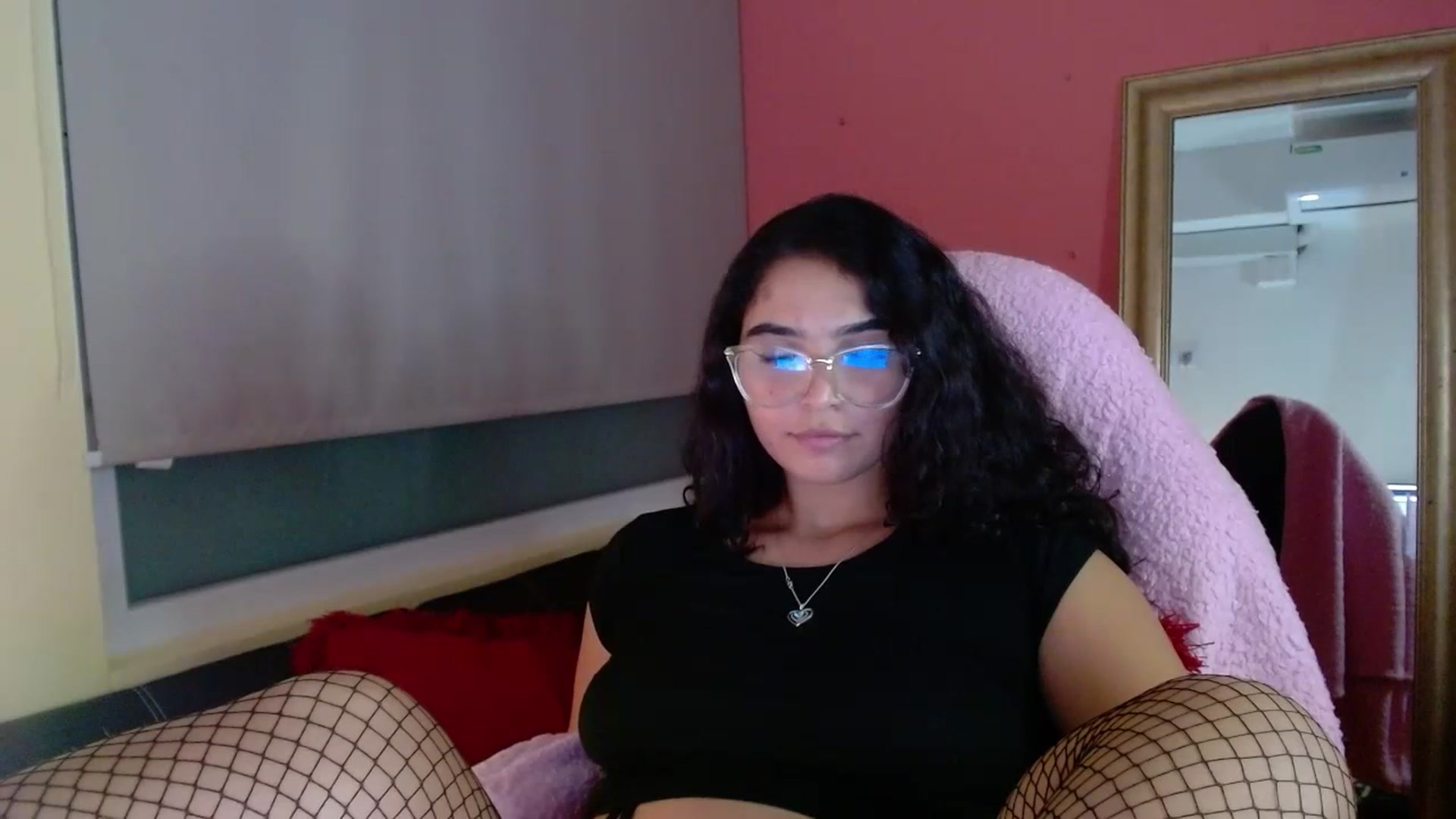 Gallery image thumbnail from Ariagaleo's myfreecams stream on, 07/16/2023, 06:56 image 3 of 20