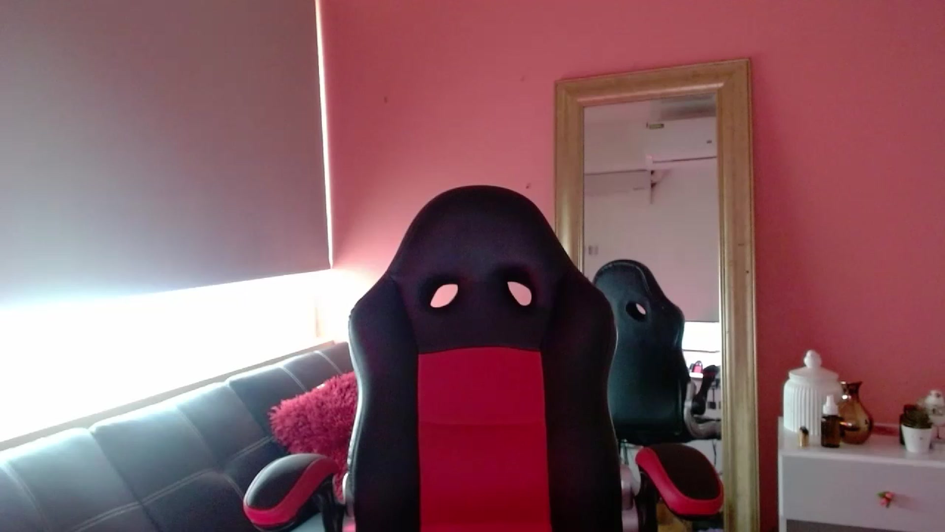 Gallery image thumbnail from Ariagaleo's myfreecams stream on, 07/16/2023, 19:48 image 16 of 20