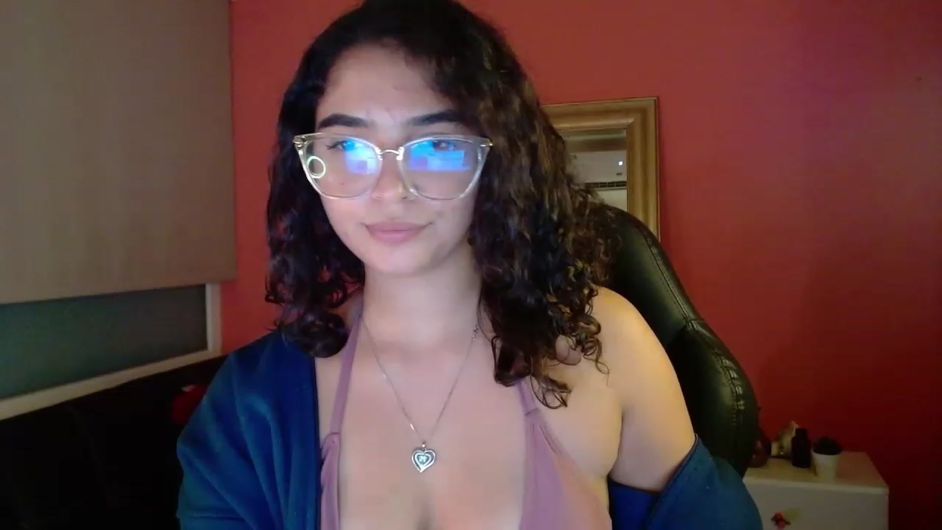 Gallery image thumbnail from Ariagaleo's myfreecams stream on, 07/19/2023, 01:20 image 6 of 20