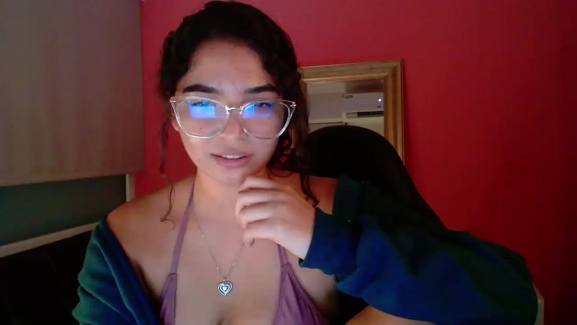 Gallery image thumbnail from Ariagaleo's myfreecams stream on, 07/19/2023, 01:20 image 9 of 20