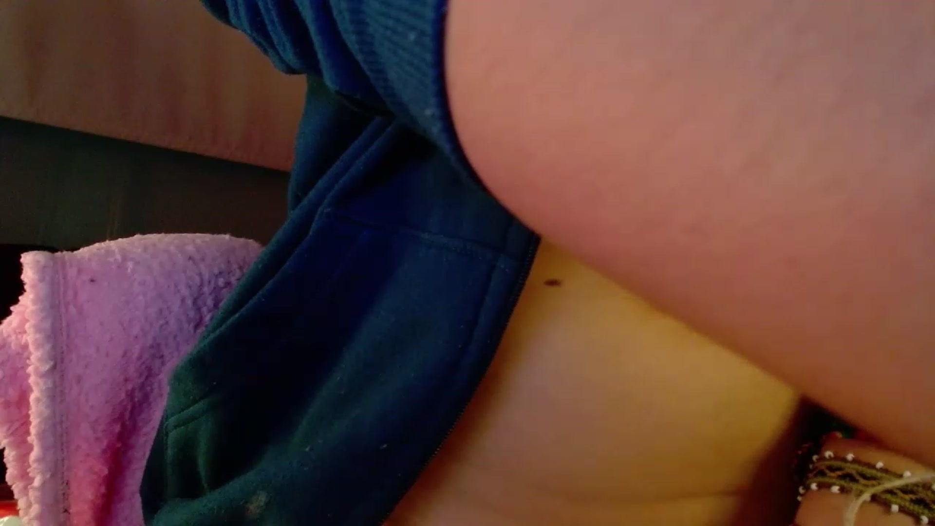 Gallery image thumbnail from Ariagaleo's myfreecams stream on, 07/19/2023, 03:18 image 4 of 20