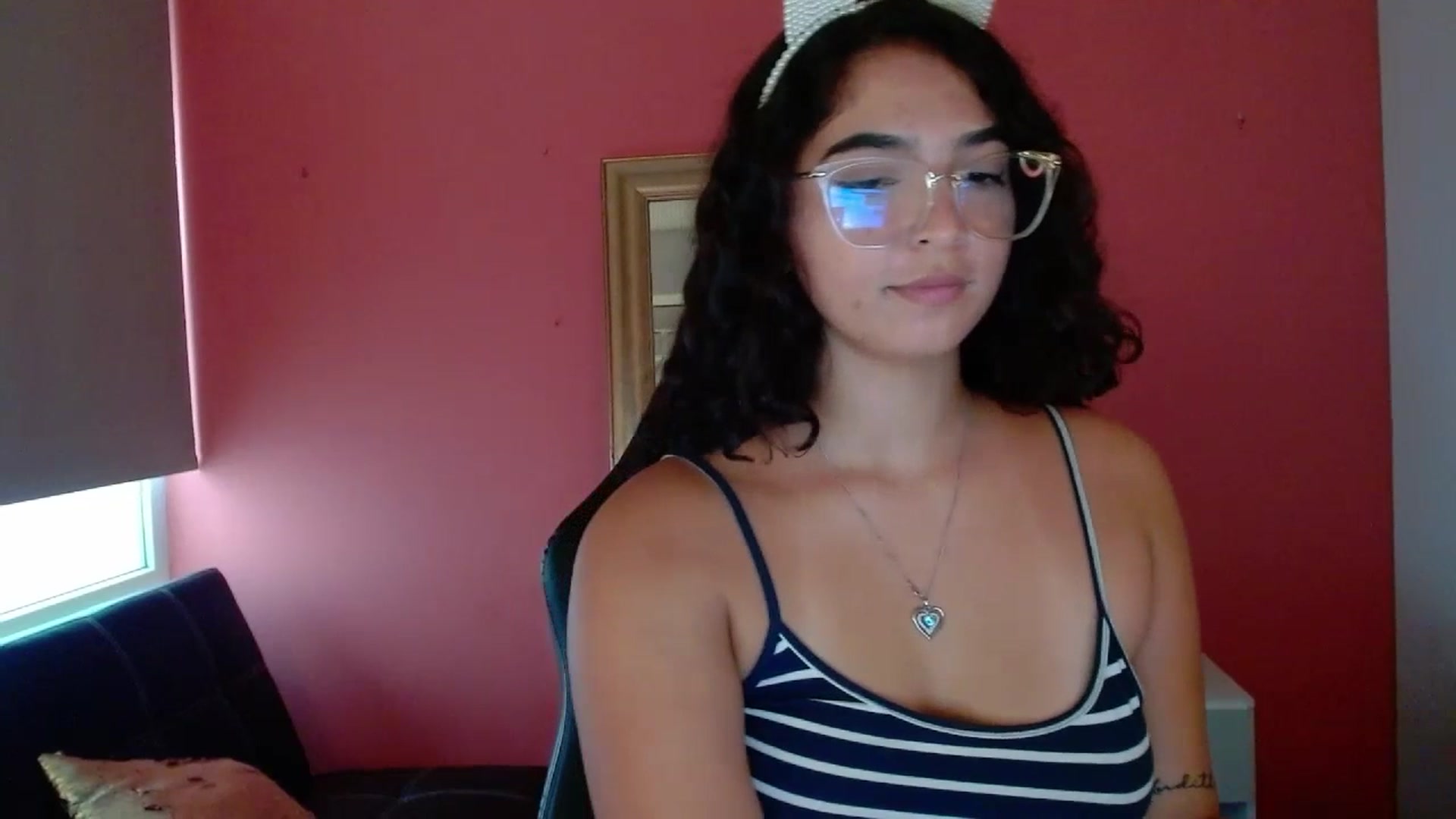 Gallery image thumbnail from Ariagaleo's myfreecams stream on, 07/19/2023, 22:06 image 5 of 20