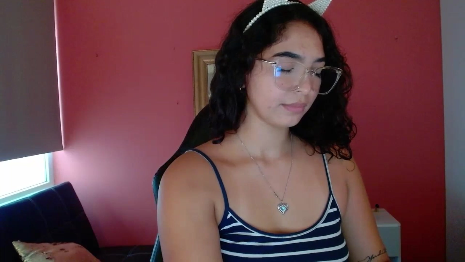 Gallery image thumbnail from Ariagaleo's myfreecams stream on, 07/19/2023, 22:06 image 4 of 20
