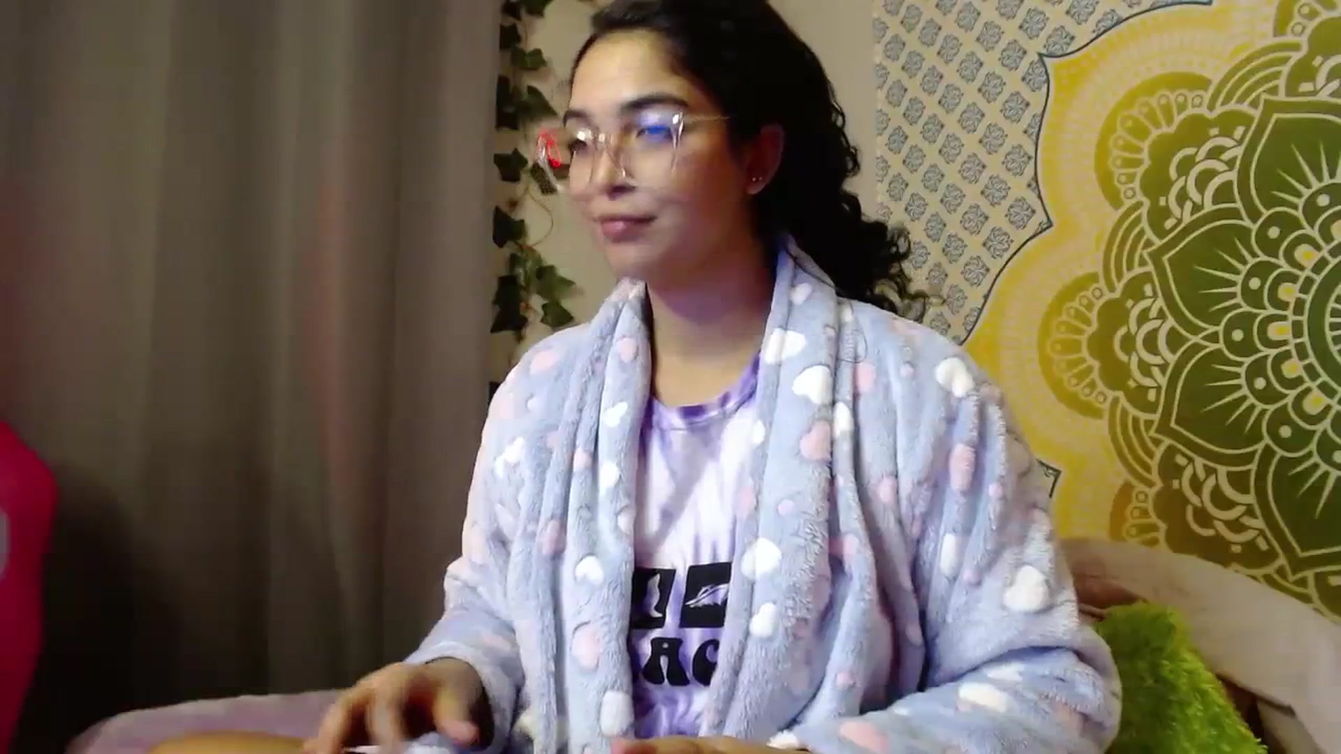 Gallery image thumbnail from Ariagaleo's myfreecams stream on, 08/09/2023, 24:51 image 15 of 20