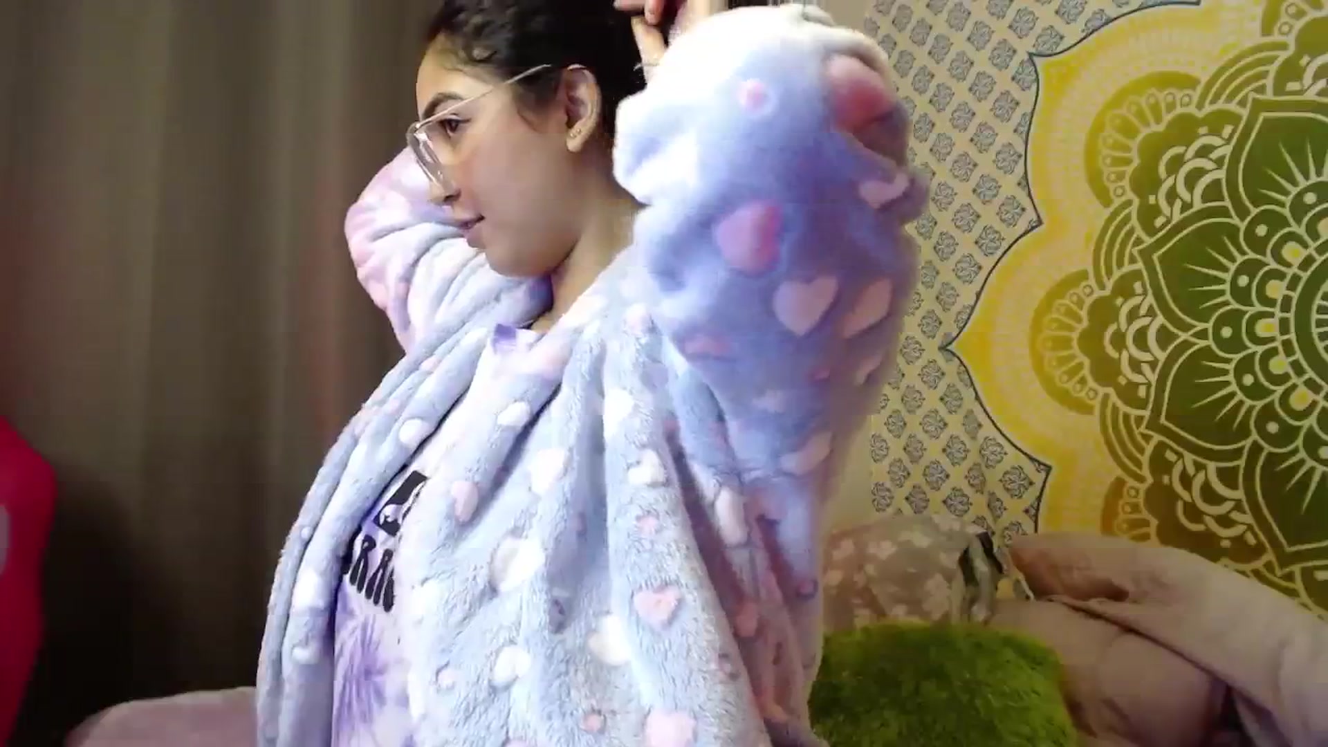 Gallery image thumbnail from Ariagaleo's myfreecams stream on, 08/09/2023, 24:51 image 13 of 20
