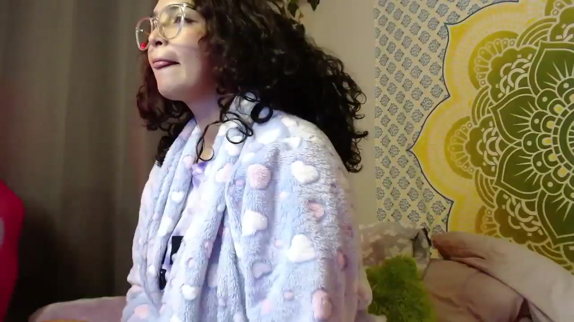 Gallery image thumbnail from Ariagaleo's myfreecams stream on, 08/09/2023, 24:51 image 4 of 20
