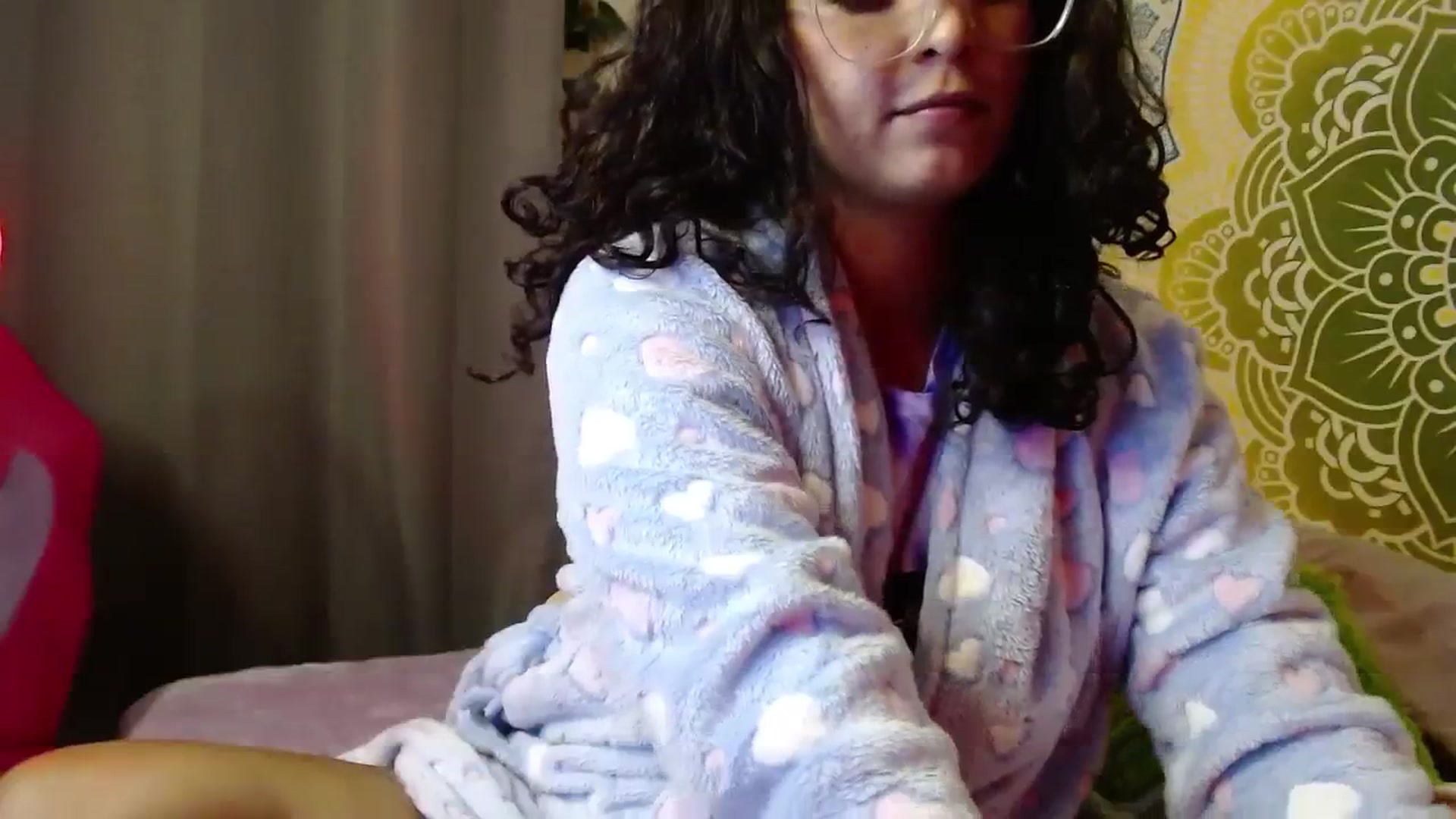Gallery image thumbnail from Ariagaleo's myfreecams stream on, 08/09/2023, 24:51 image 16 of 20