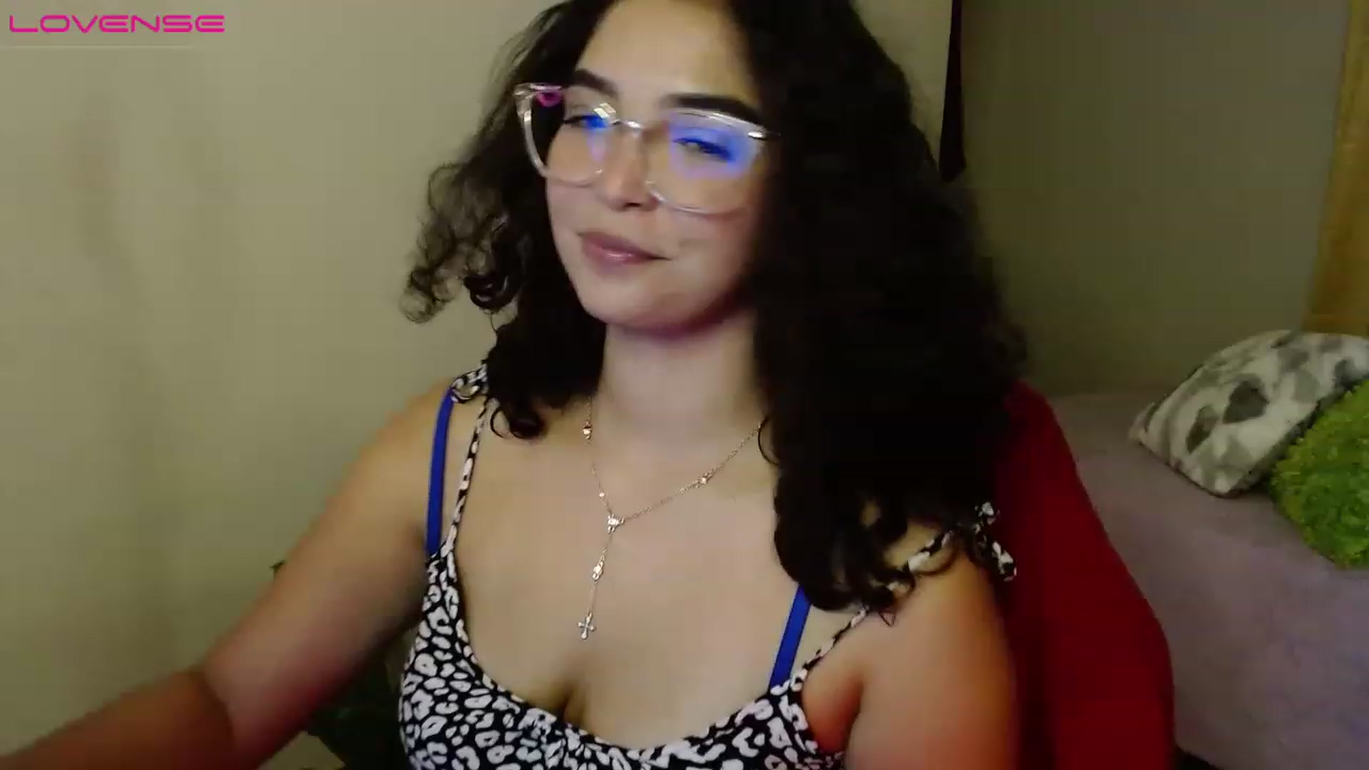 Gallery image thumbnail from Ariagaleo's myfreecams stream on, 08/14/2023, 24:48 image 7 of 20