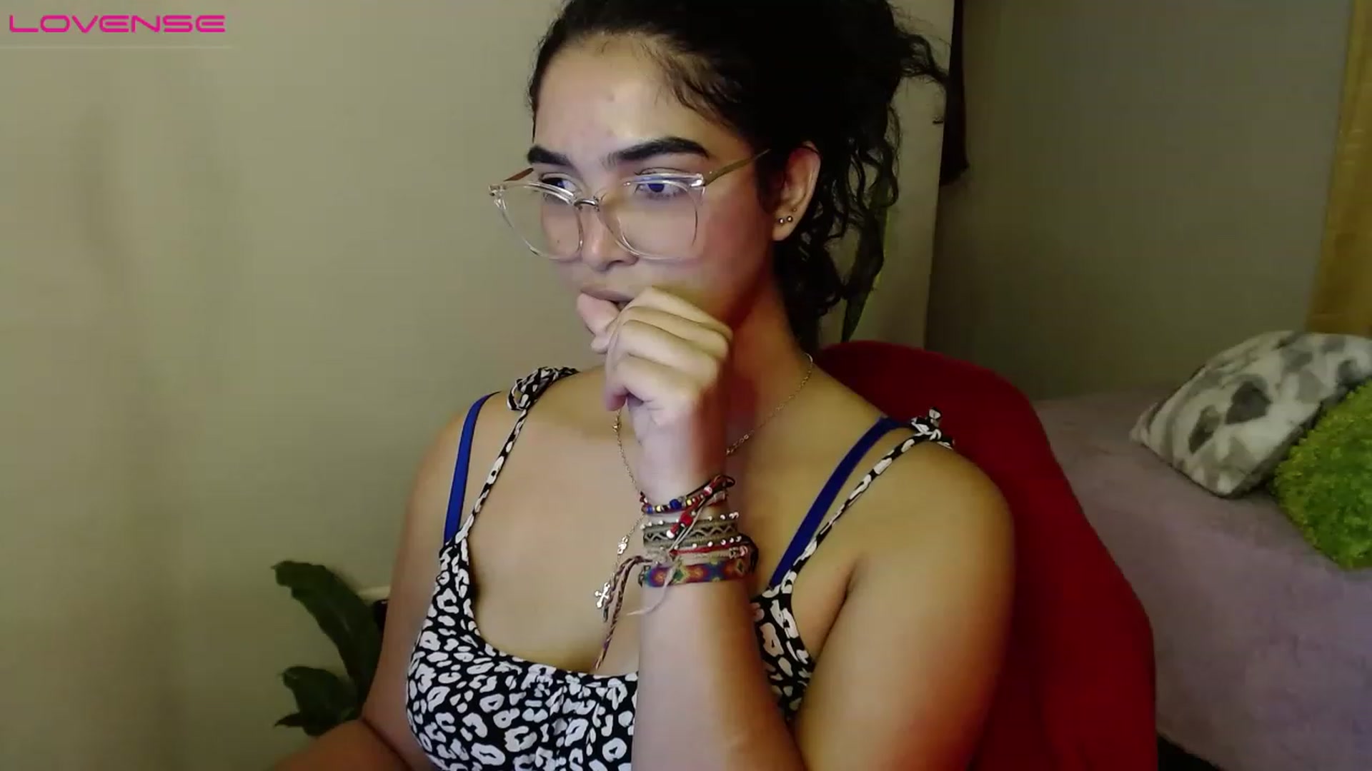 Gallery image thumbnail from Ariagaleo's myfreecams stream on, 08/14/2023, 24:48 image 6 of 20