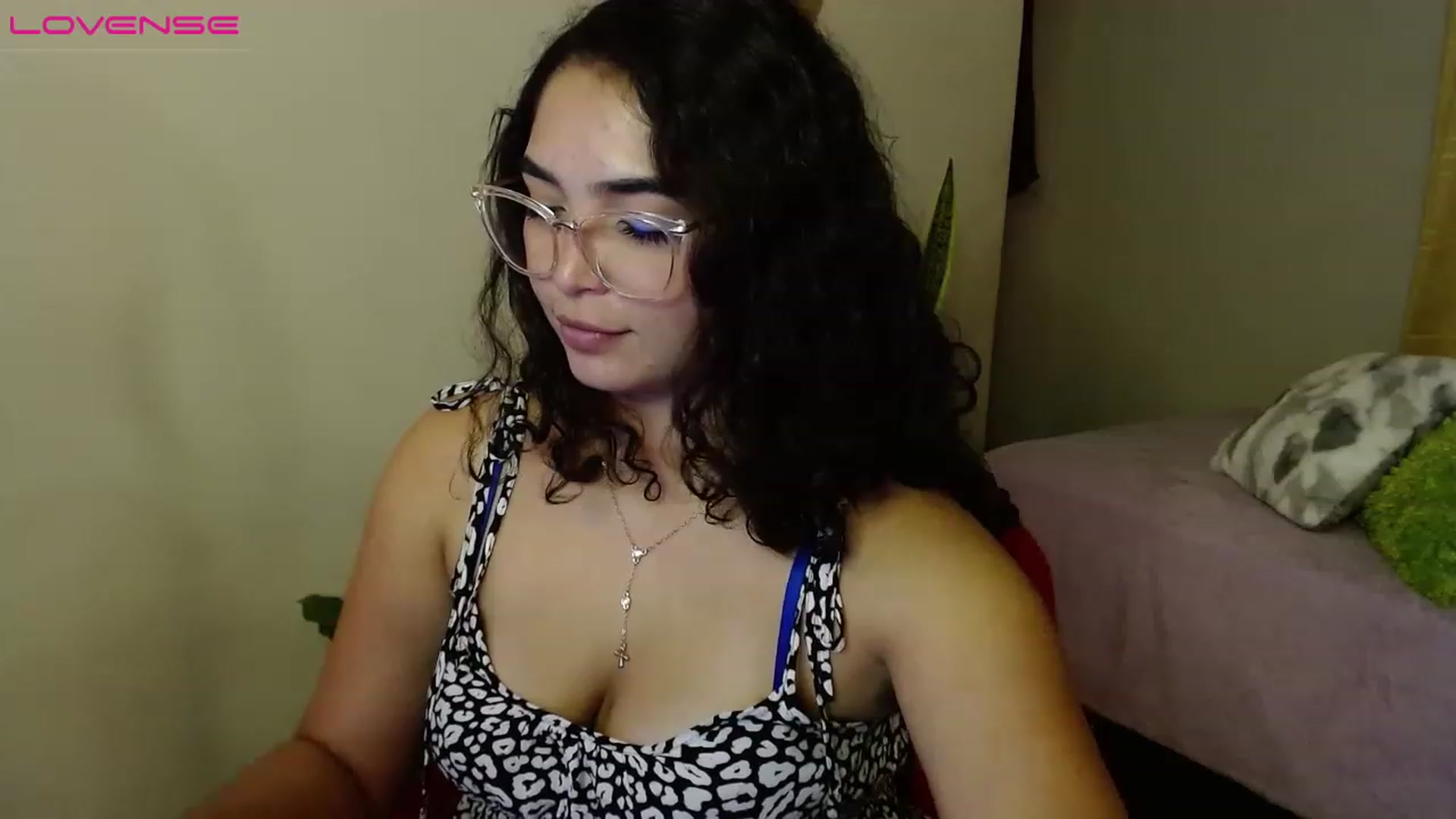 Gallery image thumbnail from Ariagaleo's myfreecams stream on, 08/14/2023, 24:48 image 12 of 20