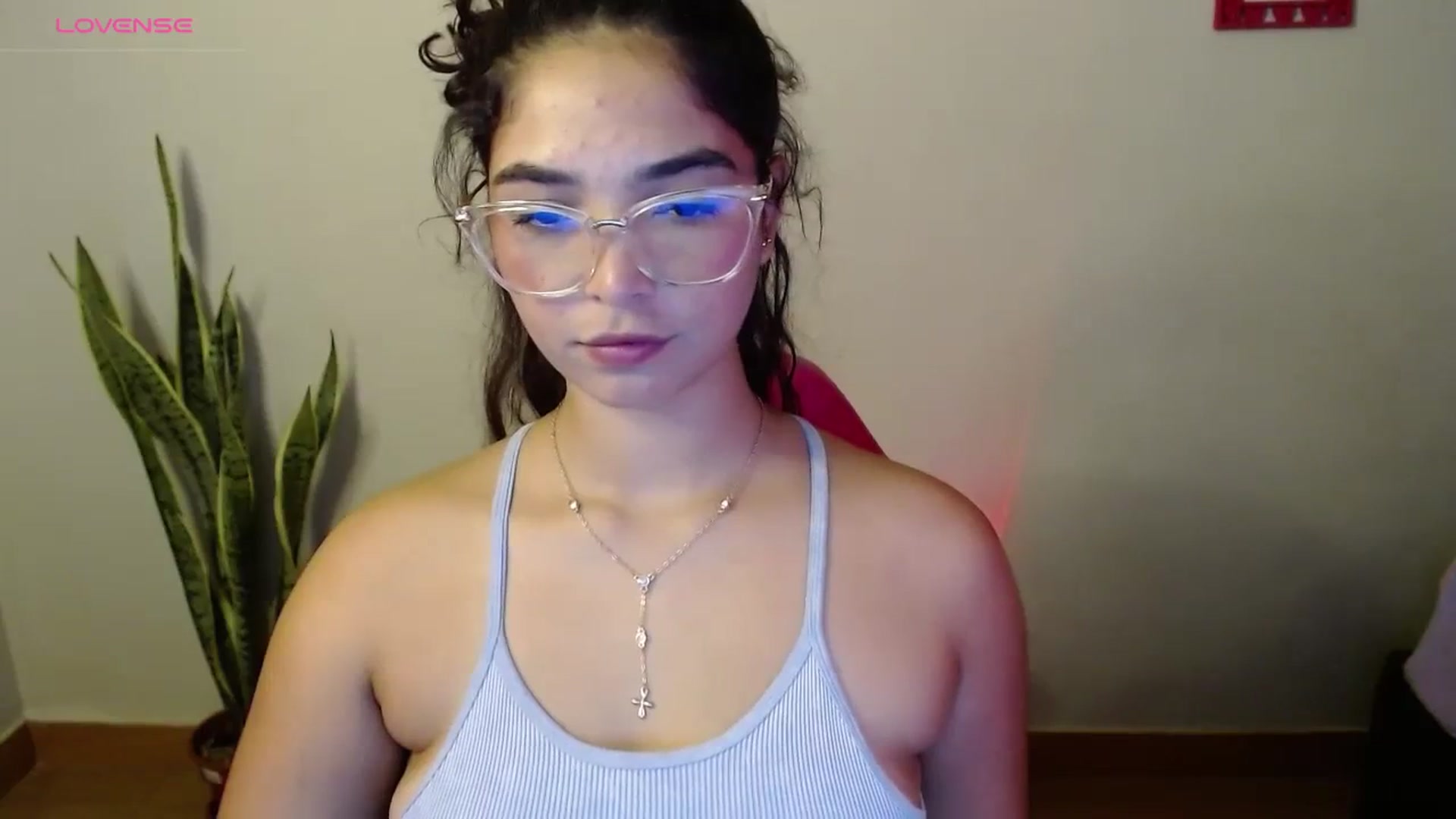 Gallery image thumbnail from Ariagaleo's myfreecams stream on, 08/17/2023, 21:25 image 16 of 20