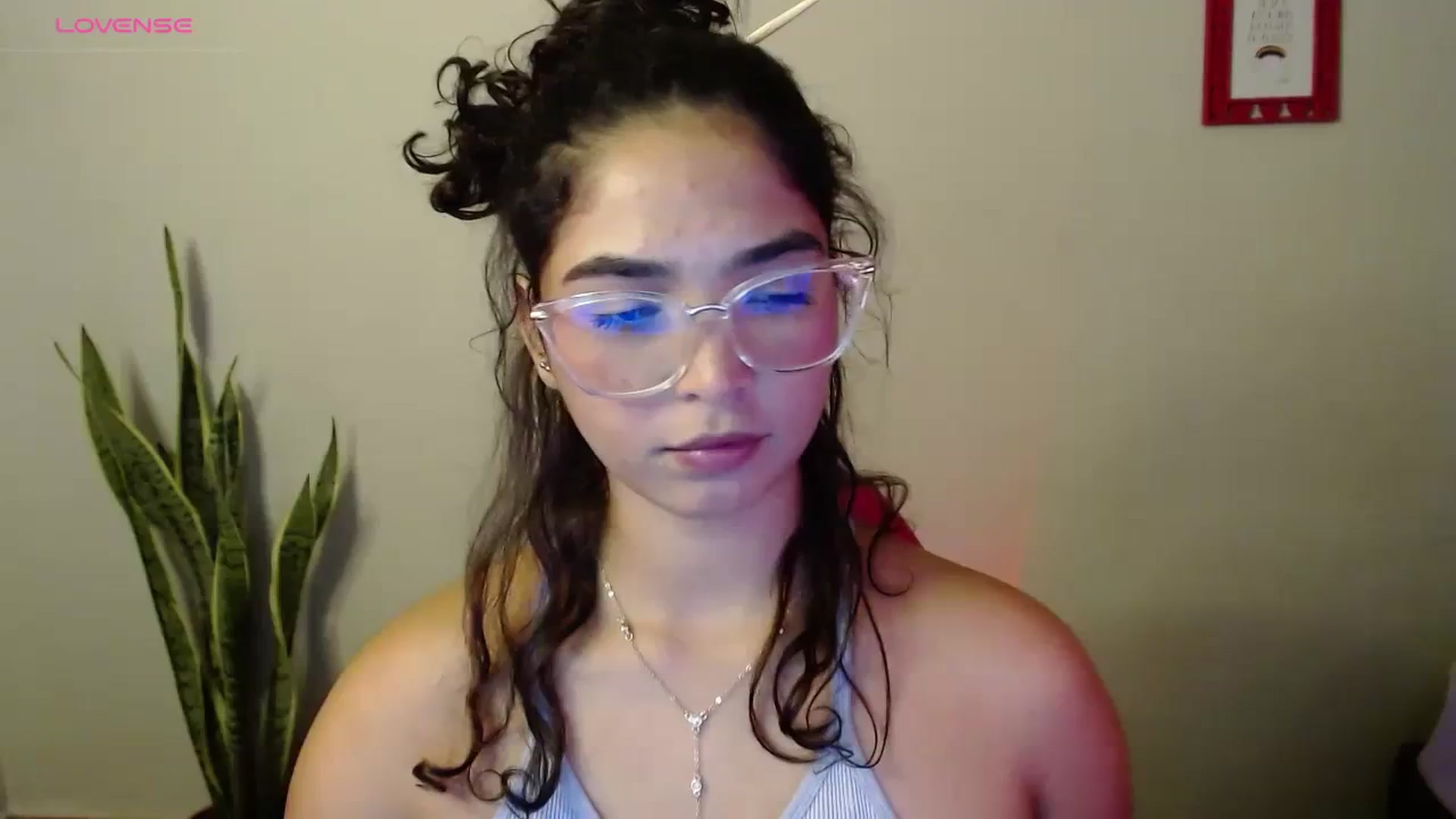 Gallery image thumbnail from Ariagaleo's myfreecams stream on, 08/17/2023, 21:25 image 18 of 20