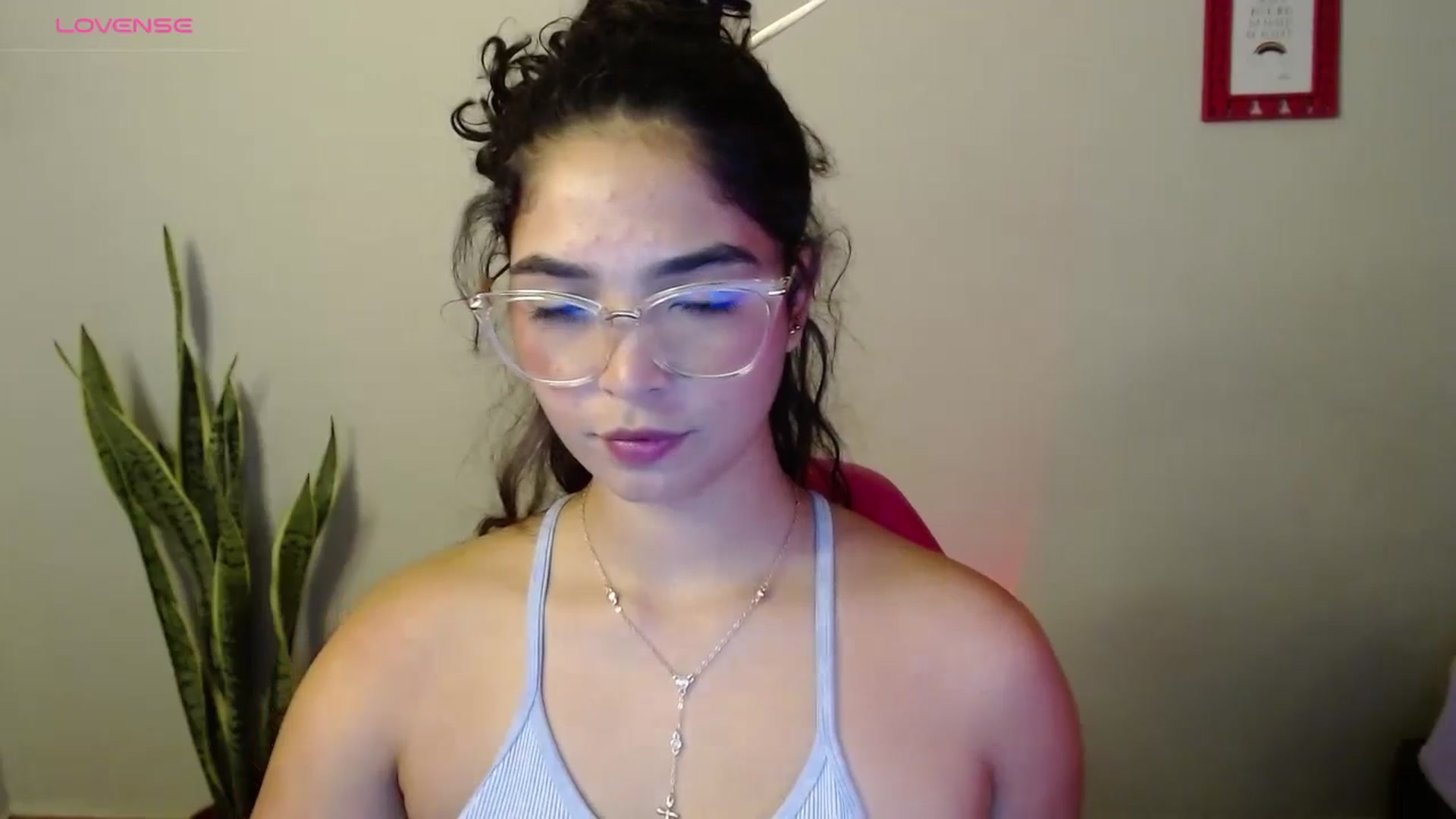 Gallery image thumbnail from Ariagaleo's myfreecams stream on, 08/17/2023, 21:25 image 11 of 20