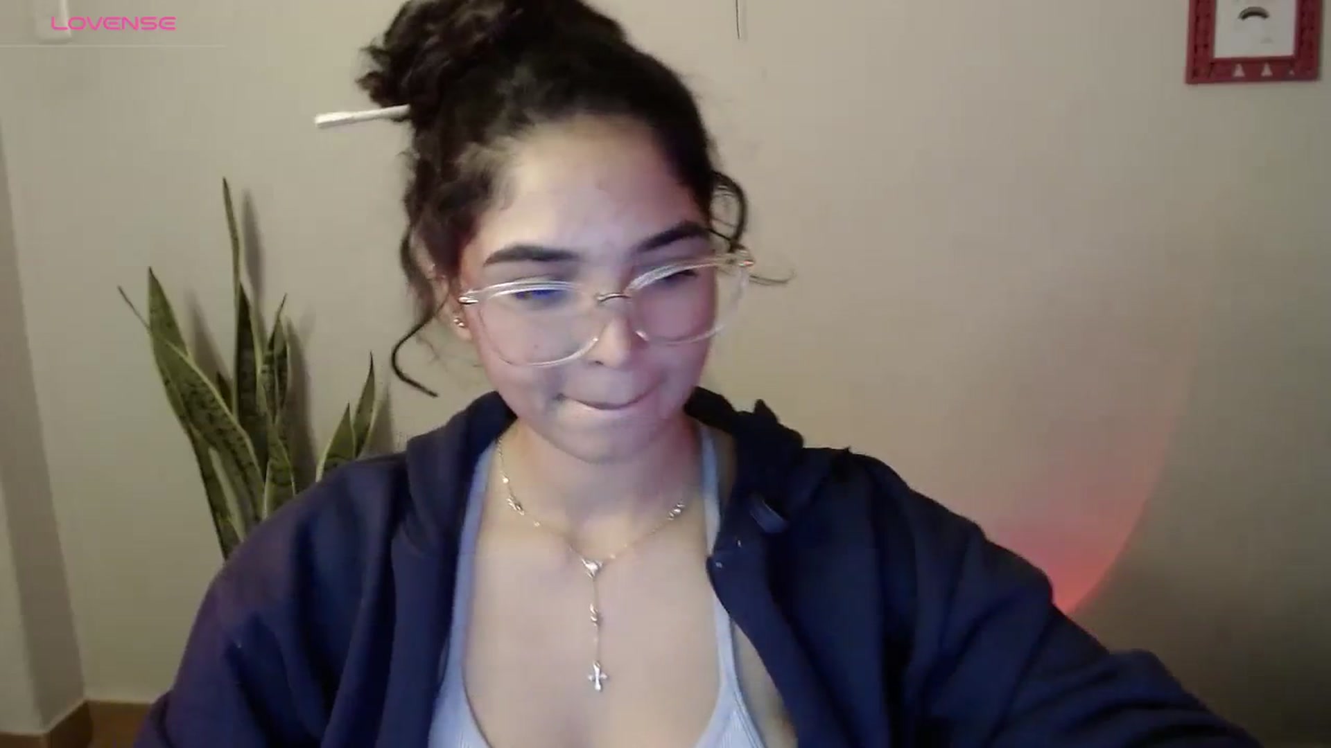 Gallery image thumbnail from Ariagaleo's myfreecams stream on, 08/18/2023, 24:41 image 10 of 20