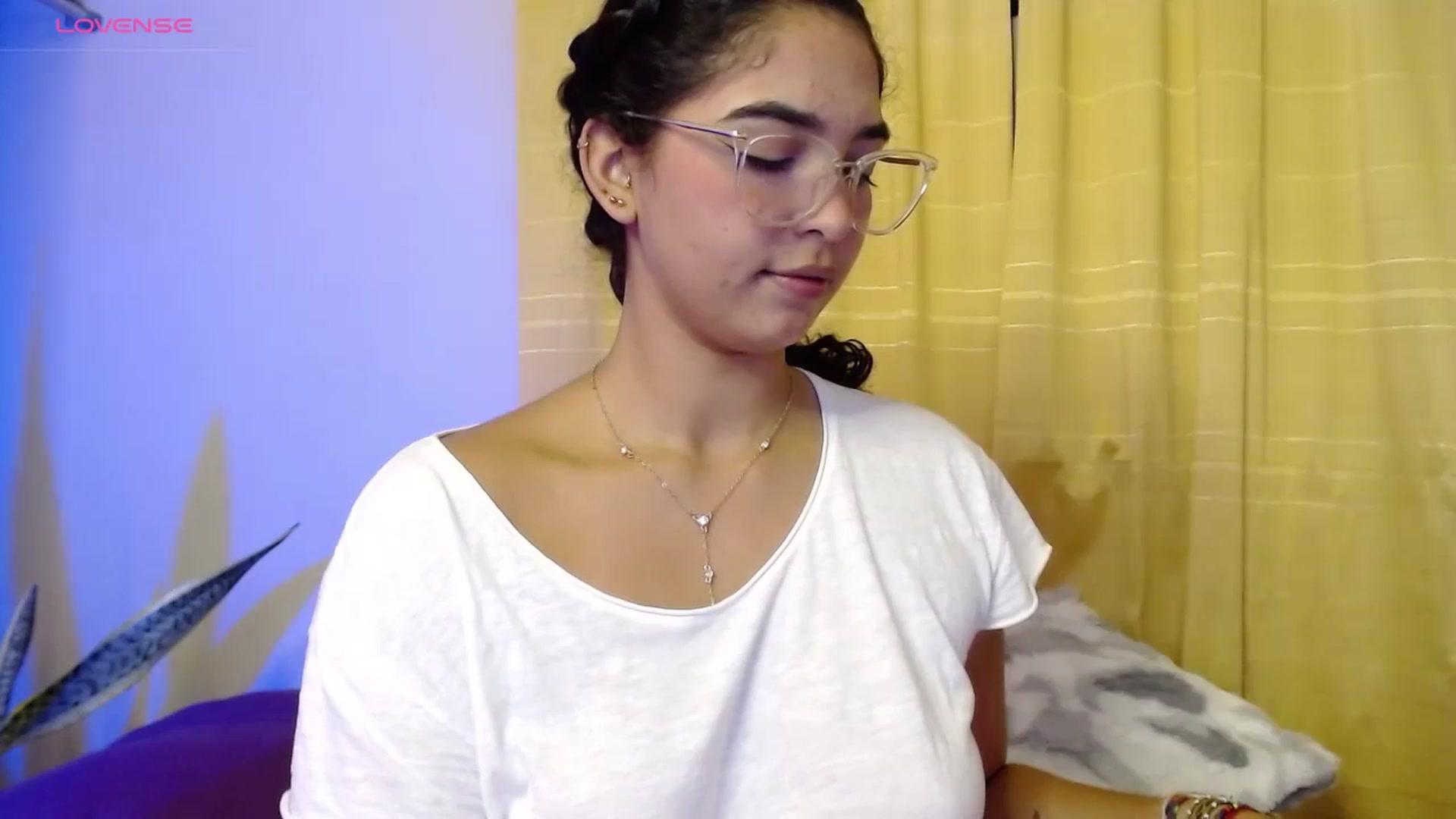 Gallery image thumbnail from Ariagaleo's myfreecams stream on, 08/27/2023, 04:20 image 19 of 20