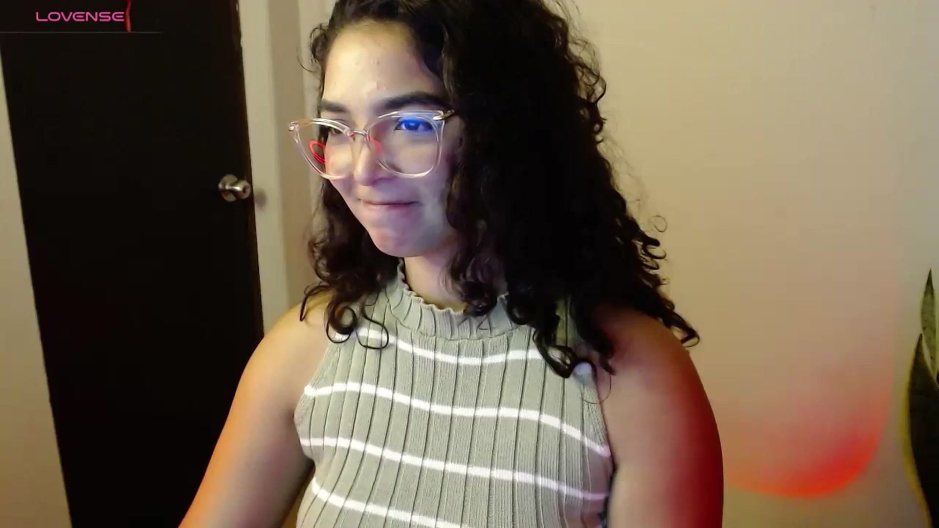 Gallery image thumbnail from Ariagaleo's myfreecams stream on, 08/30/2023, 18:47 image 14 of 20