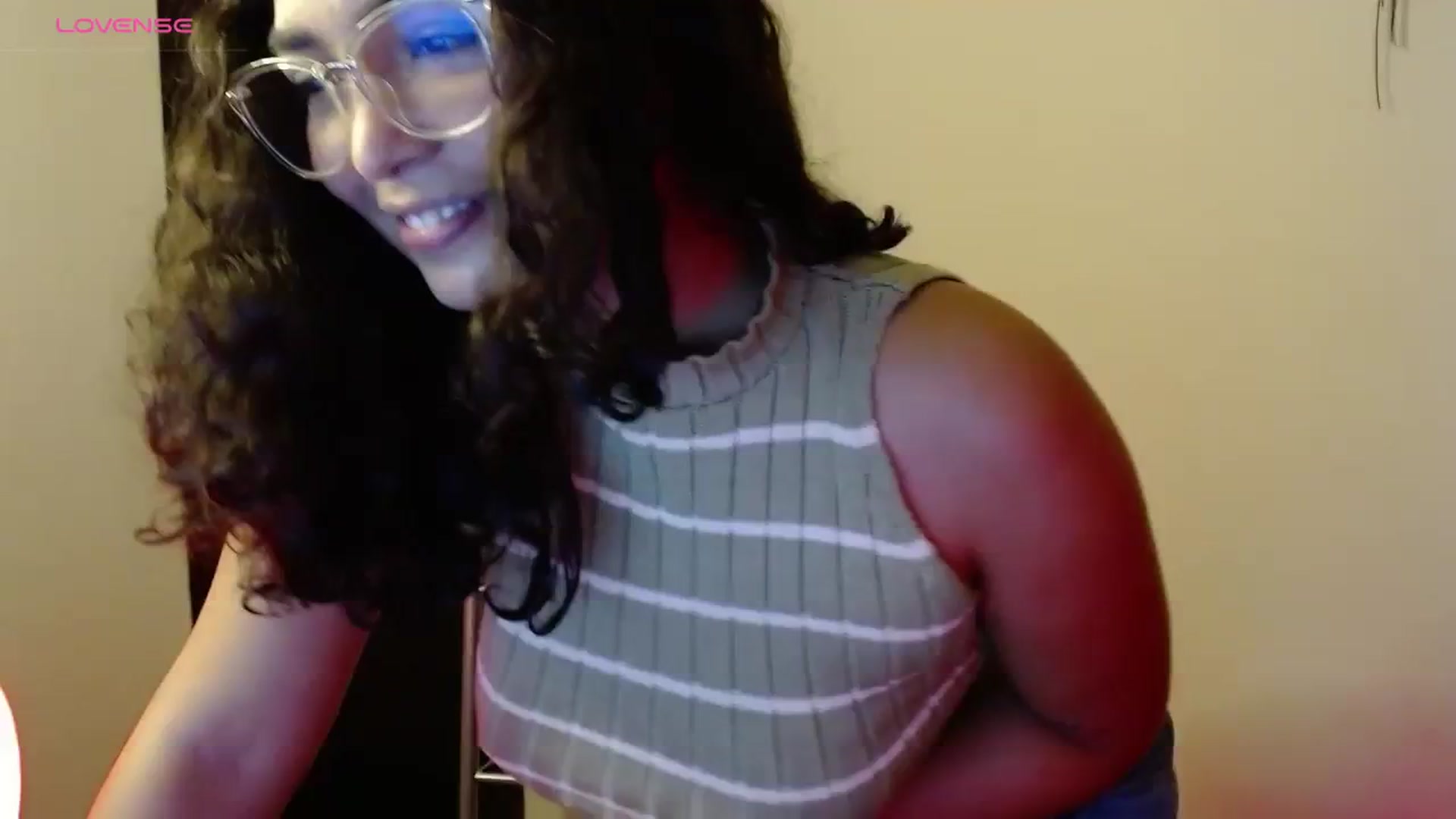 Gallery image thumbnail from Ariagaleo's myfreecams stream on, 08/30/2023, 18:47 image 6 of 20