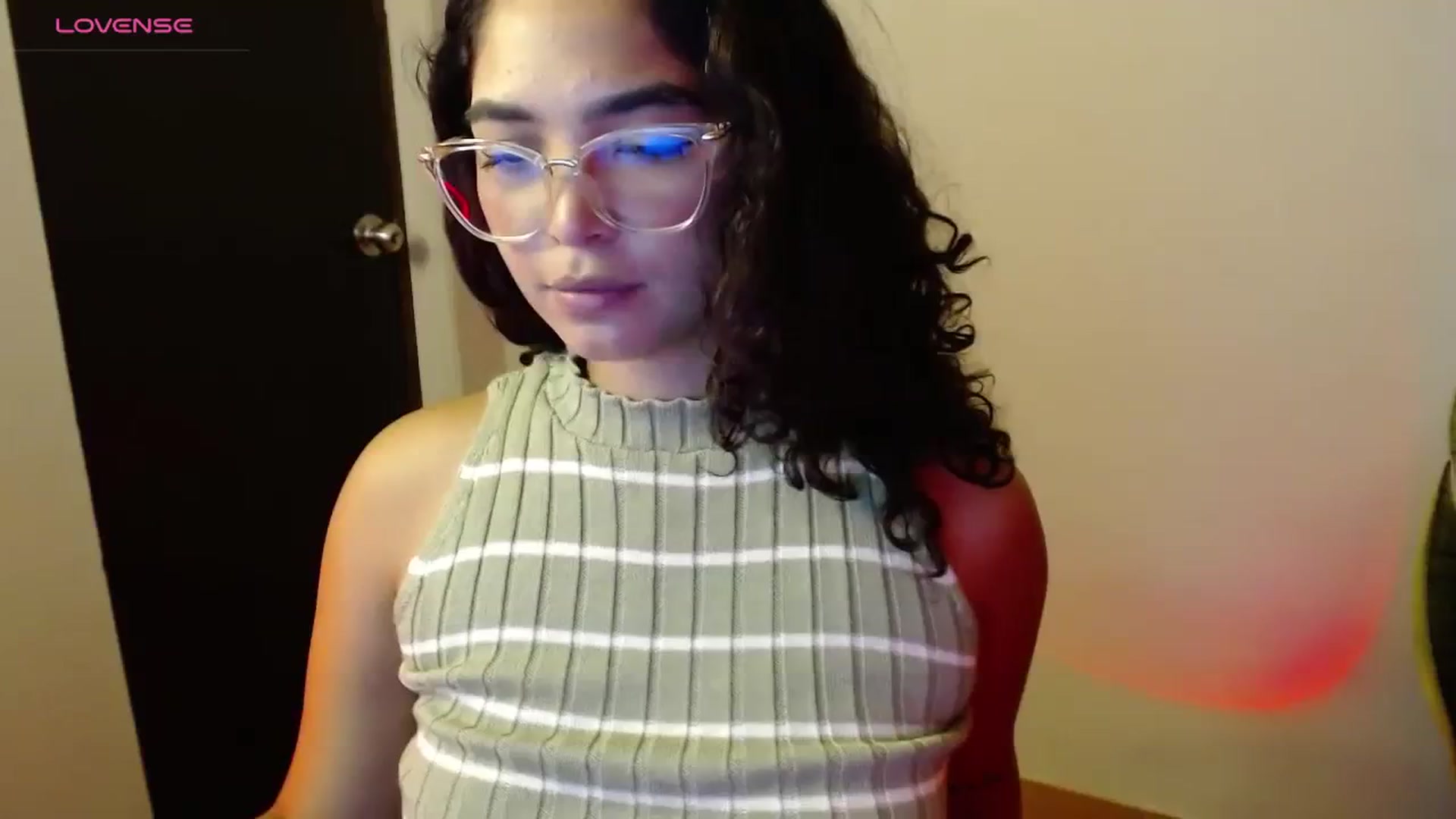 Gallery image thumbnail from Ariagaleo's myfreecams stream on, 08/30/2023, 19:40 image 15 of 20