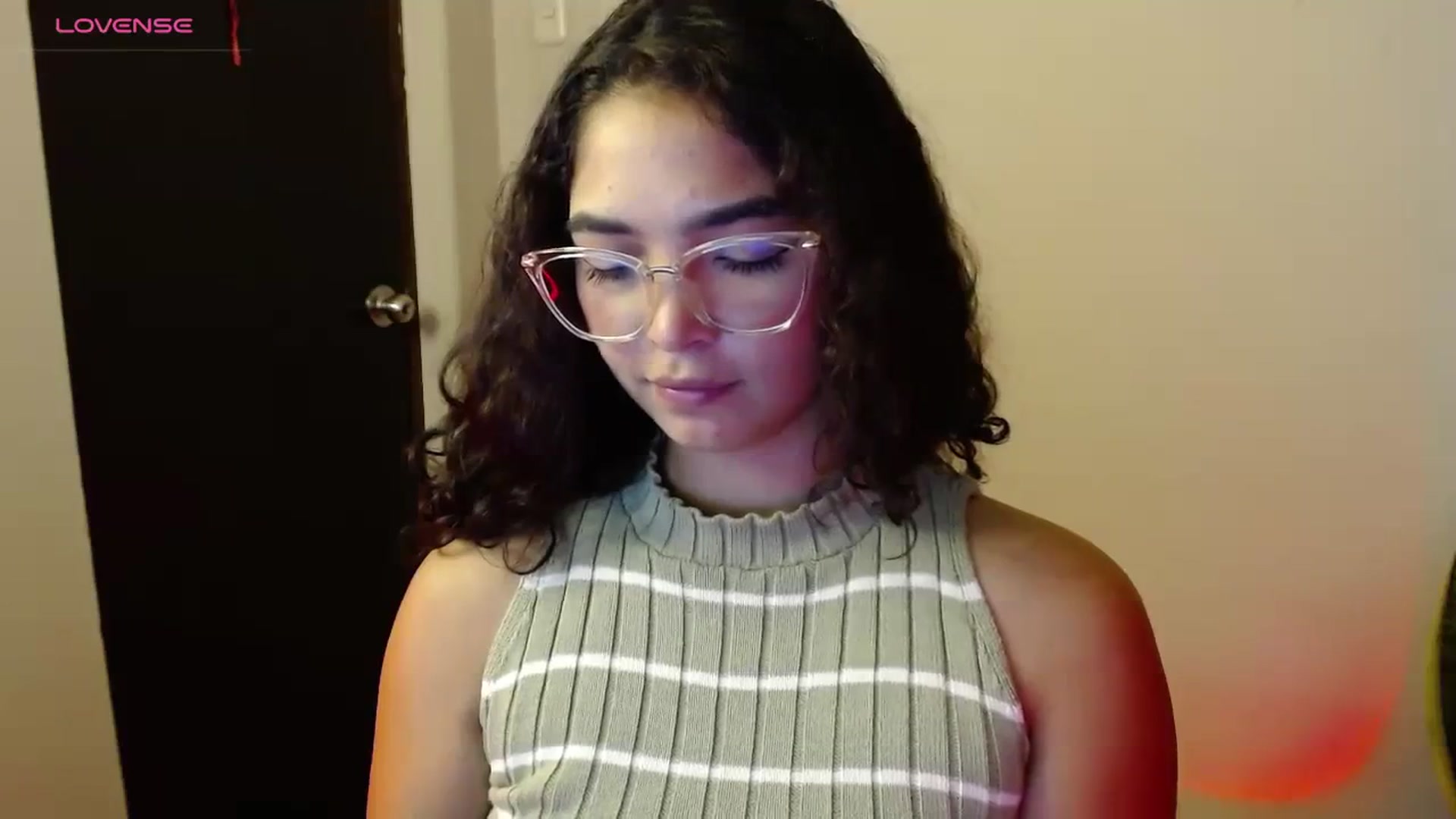 Gallery image thumbnail from Ariagaleo's myfreecams stream on, 08/30/2023, 19:40 image 13 of 20