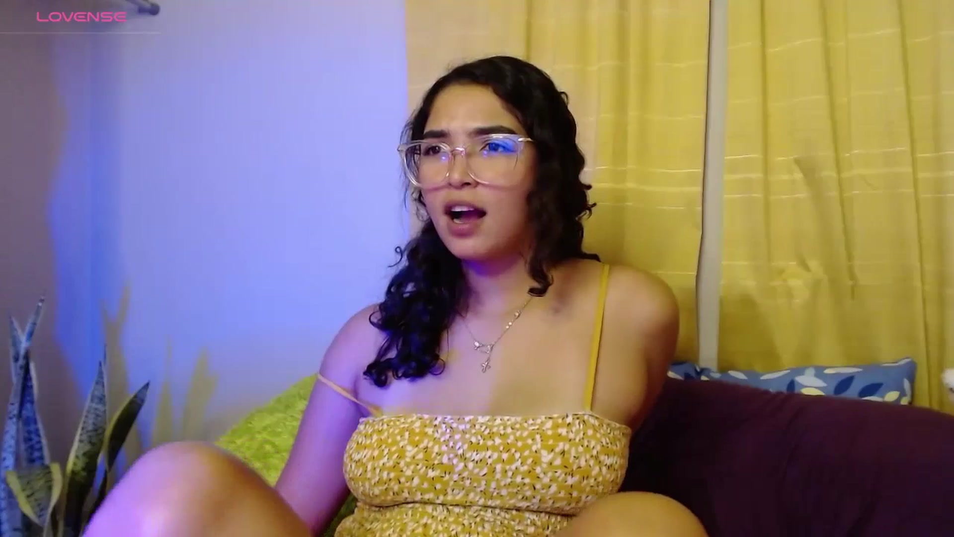 Gallery image thumbnail from Ariagaleo's myfreecams stream on, 08/31/2023, 23:46 image 5 of 20