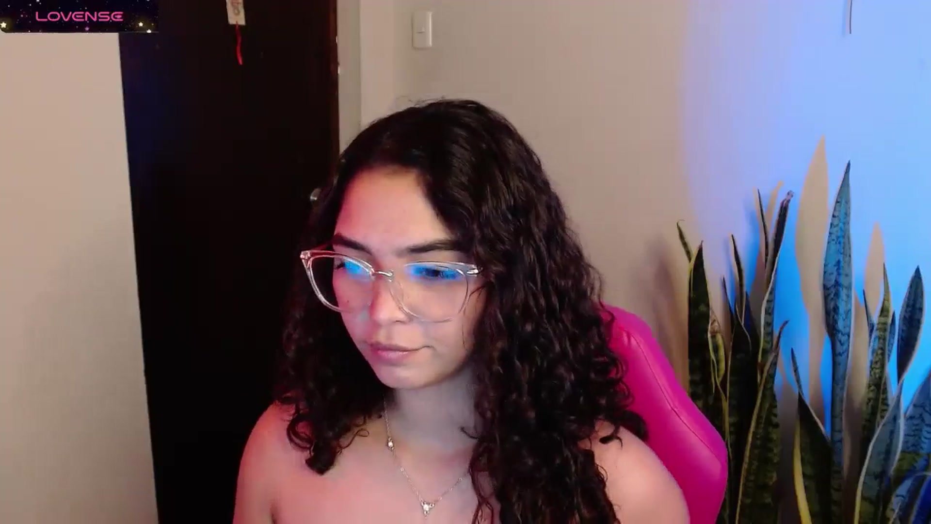 Gallery image thumbnail from Ariagaleo's myfreecams stream on, 09/12/2023, 22:08 image 8 of 20