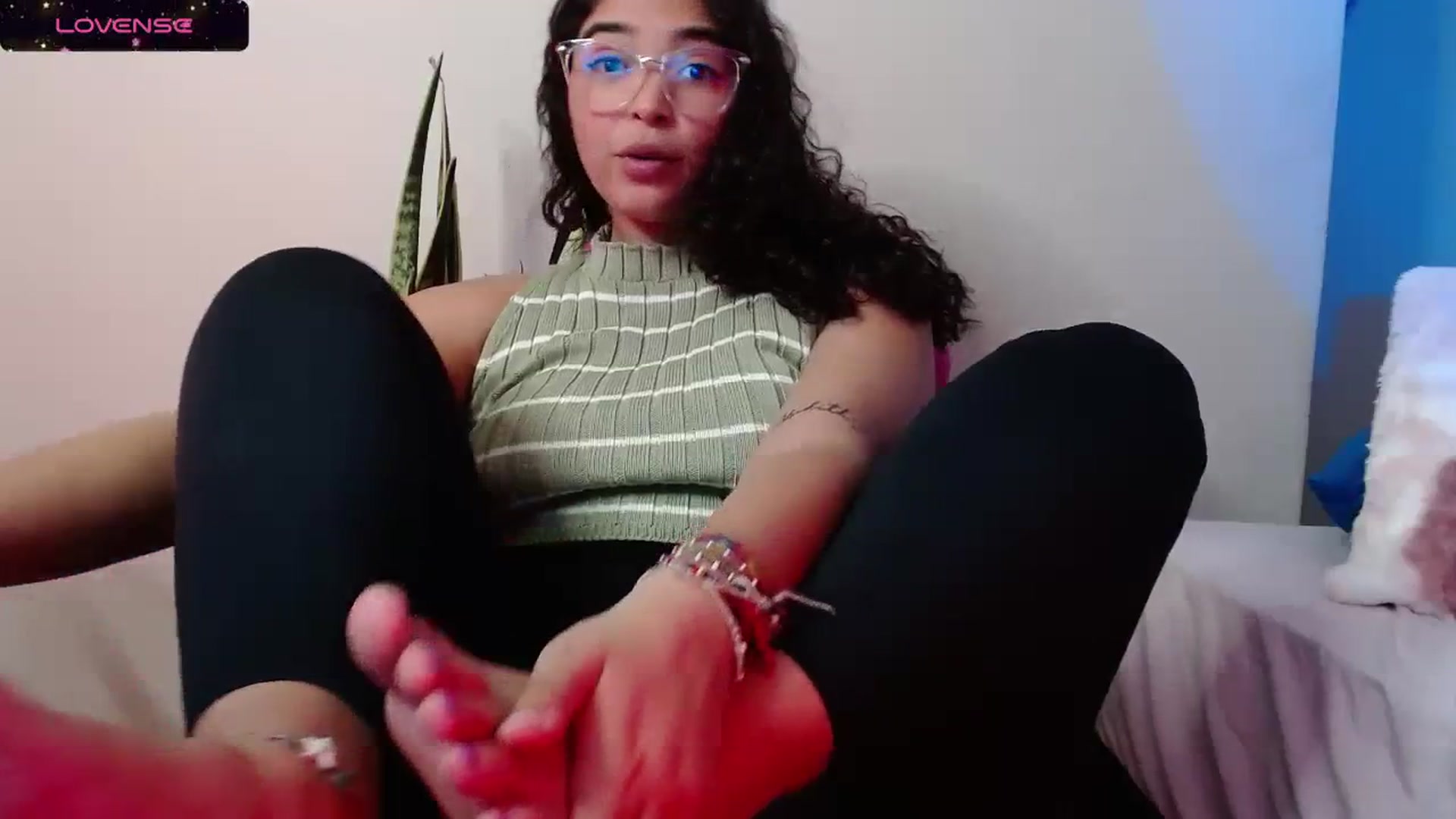 Gallery image thumbnail from Ariagaleo's myfreecams stream on, 10/08/2023, 03:22 image 15 of 20