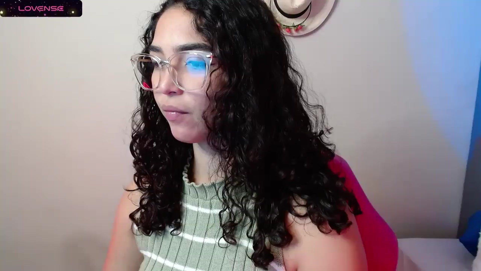 Gallery image thumbnail from Ariagaleo's myfreecams stream on, 10/08/2023, 03:22 image 12 of 20