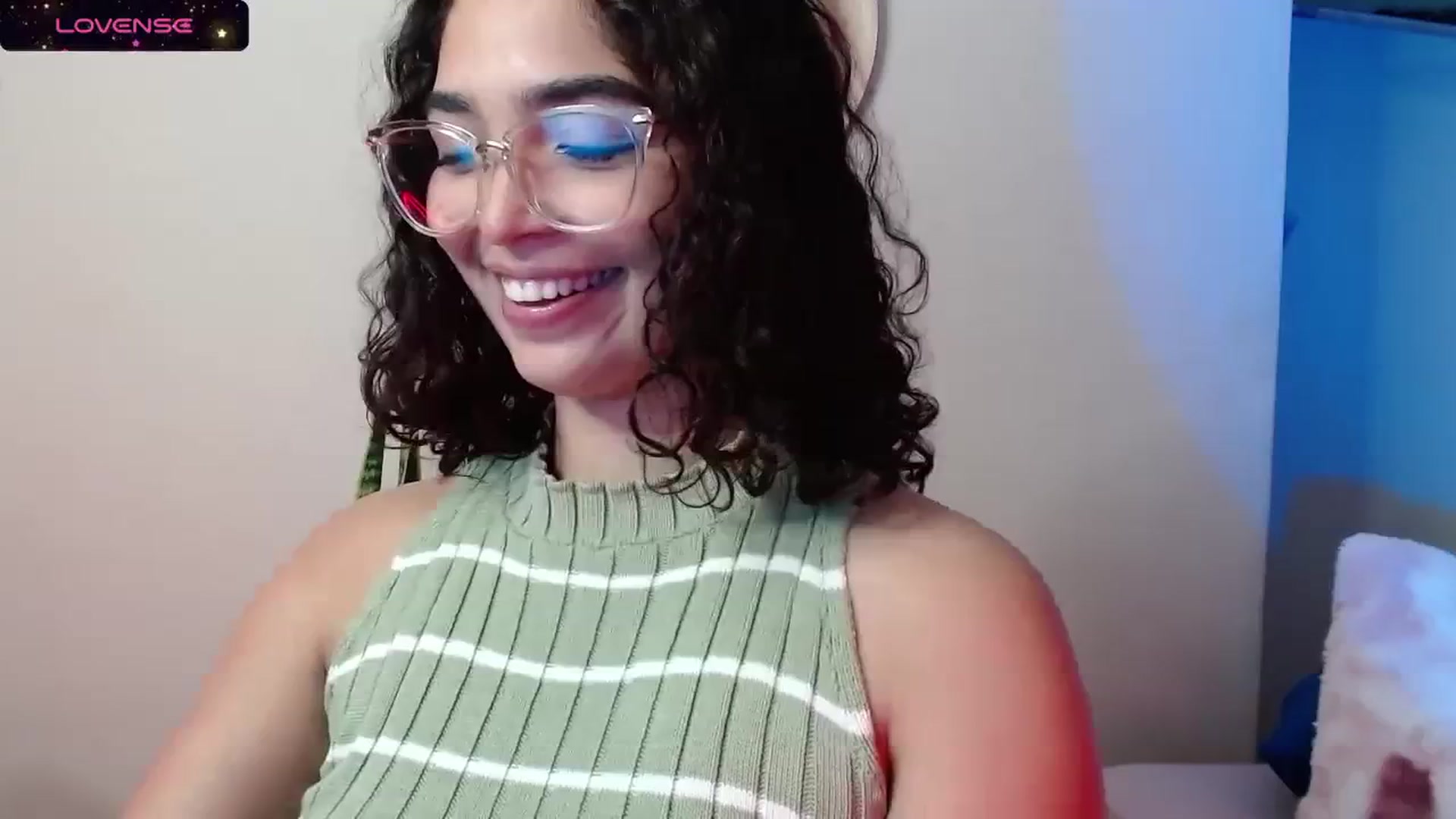 Gallery image thumbnail from Ariagaleo's myfreecams stream on, 10/08/2023, 03:34 image 1 of 20