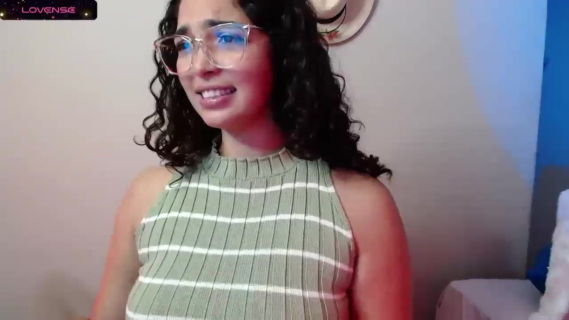 Gallery image thumbnail from Ariagaleo's myfreecams stream on, 10/08/2023, 03:34 image 9 of 20