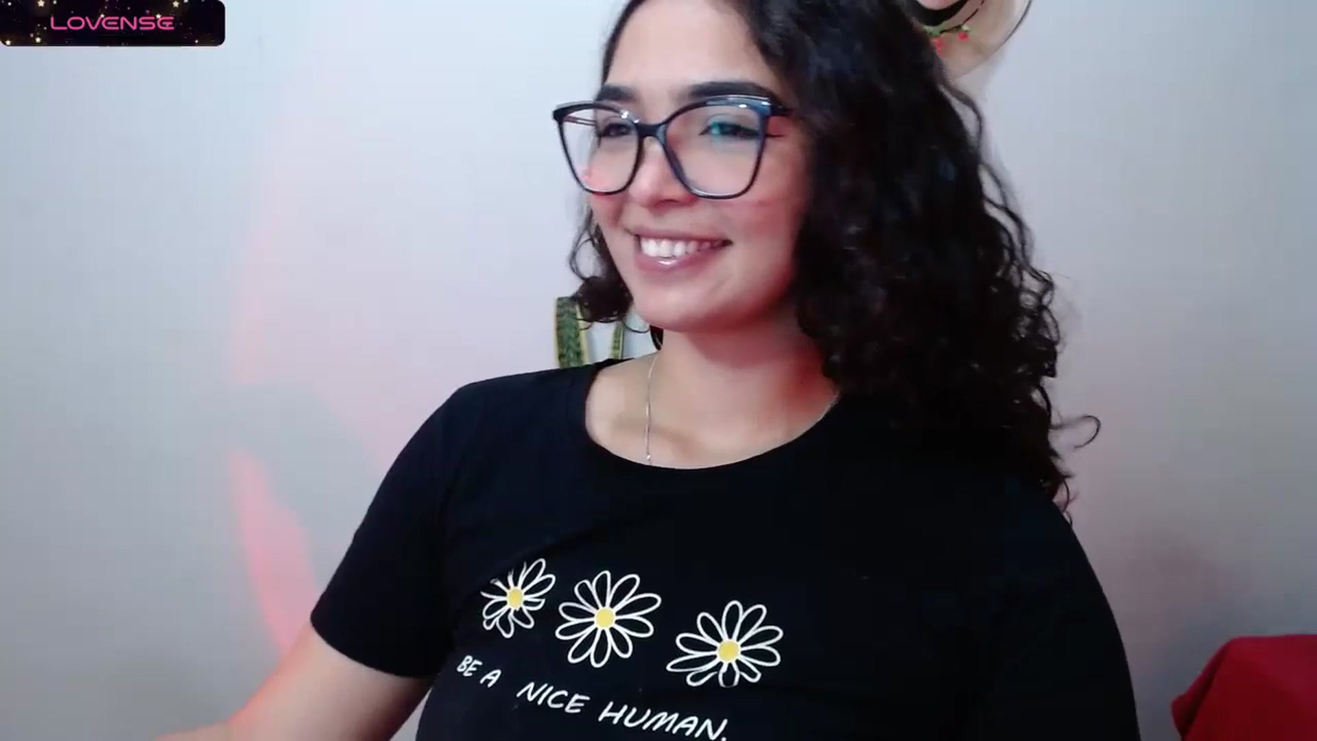 Gallery image thumbnail from Ariagaleo's myfreecams stream on, 10/12/2023, 18:18 image 2 of 20