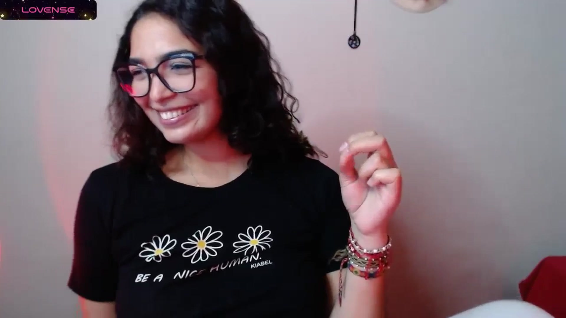 Gallery image thumbnail from Ariagaleo's myfreecams stream on, 10/12/2023, 19:15 image 4 of 20