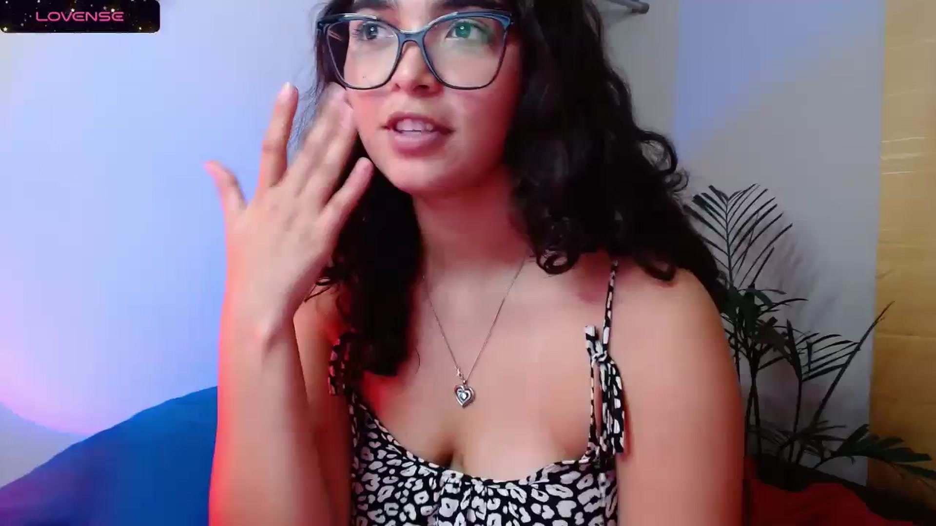 Gallery image thumbnail from Ariagaleo's myfreecams stream on, 10/19/2023, 22:24 image 15 of 20