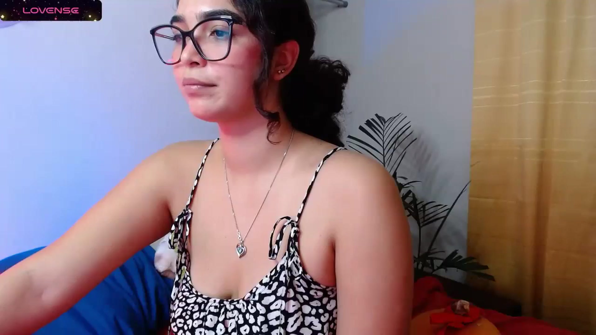 Gallery image thumbnail from Ariagaleo's myfreecams stream on, 10/19/2023, 23:17 image 20 of 20
