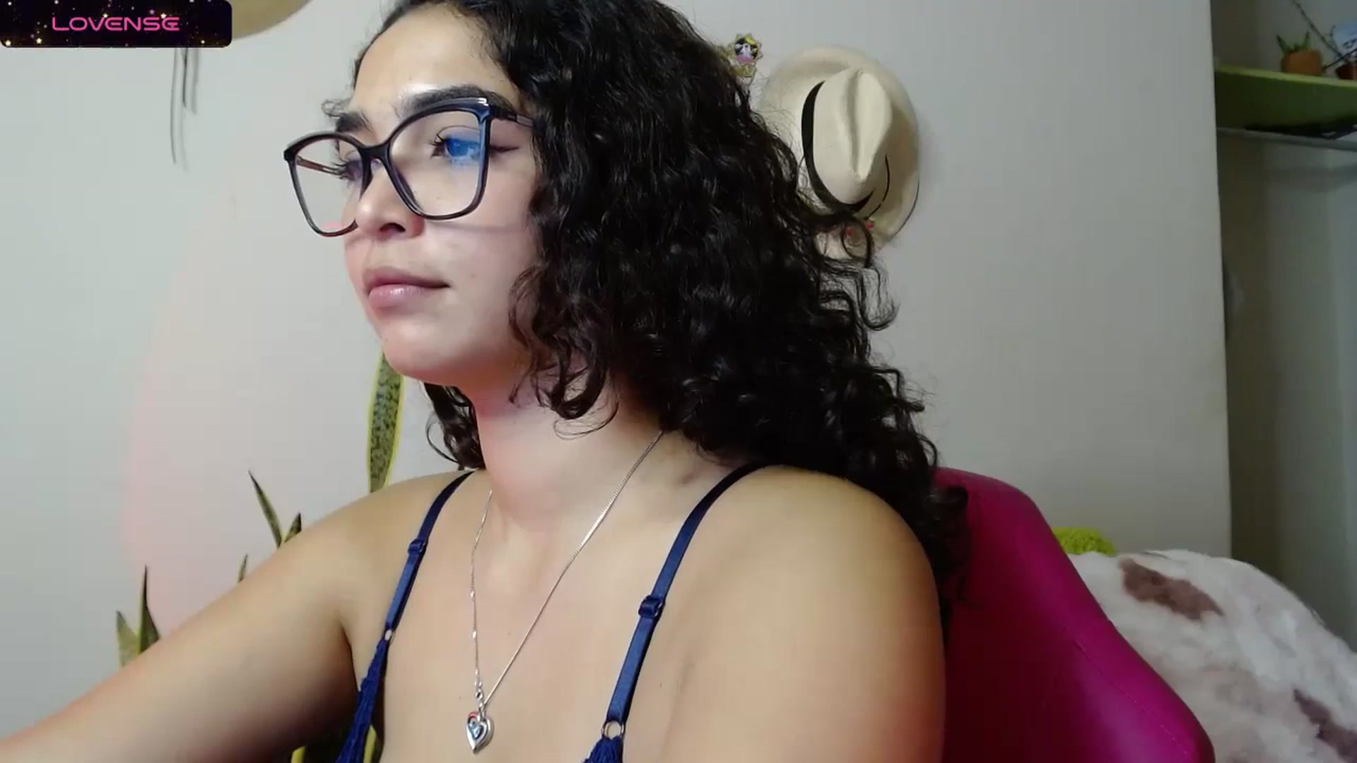Gallery image thumbnail from Ariagaleo's myfreecams stream on, 10/22/2023, 05:46 image 6 of 20