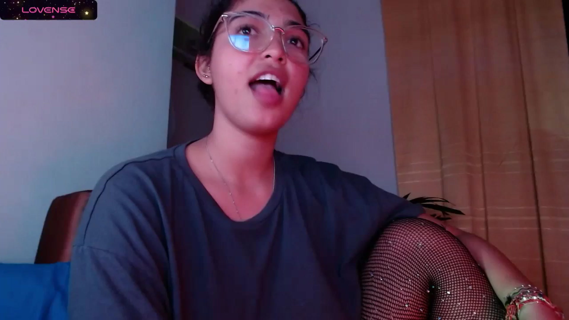 Gallery image thumbnail from Ariagaleo's myfreecams stream on, 10/28/2023, 02:44 image 19 of 20