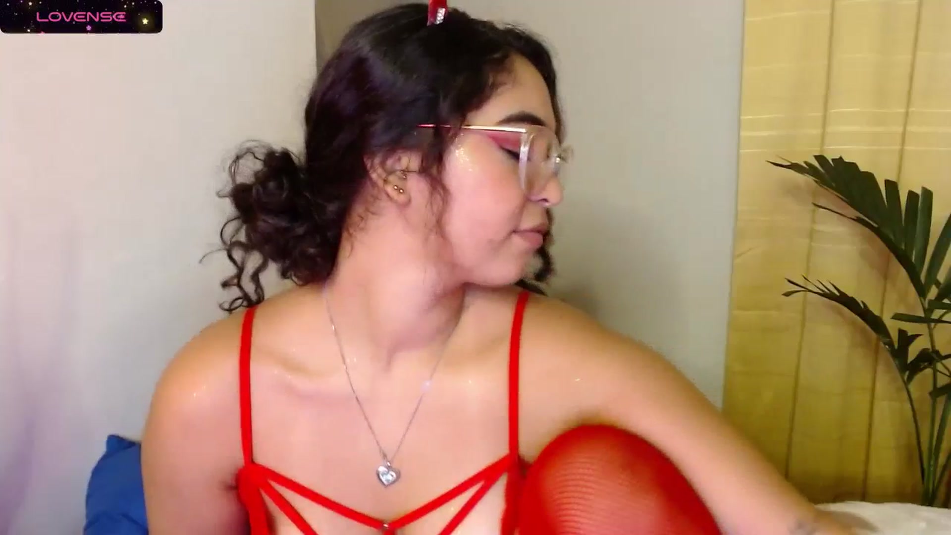 Gallery image thumbnail from Ariagaleo's myfreecams stream on, 10/29/2023, 17:19 image 13 of 20