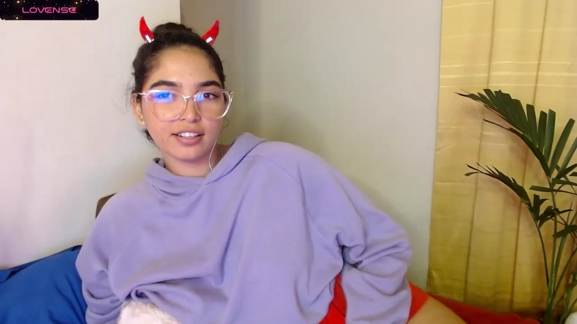 Gallery image thumbnail from Ariagaleo's myfreecams stream on, 10/29/2023, 18:41 image 18 of 20