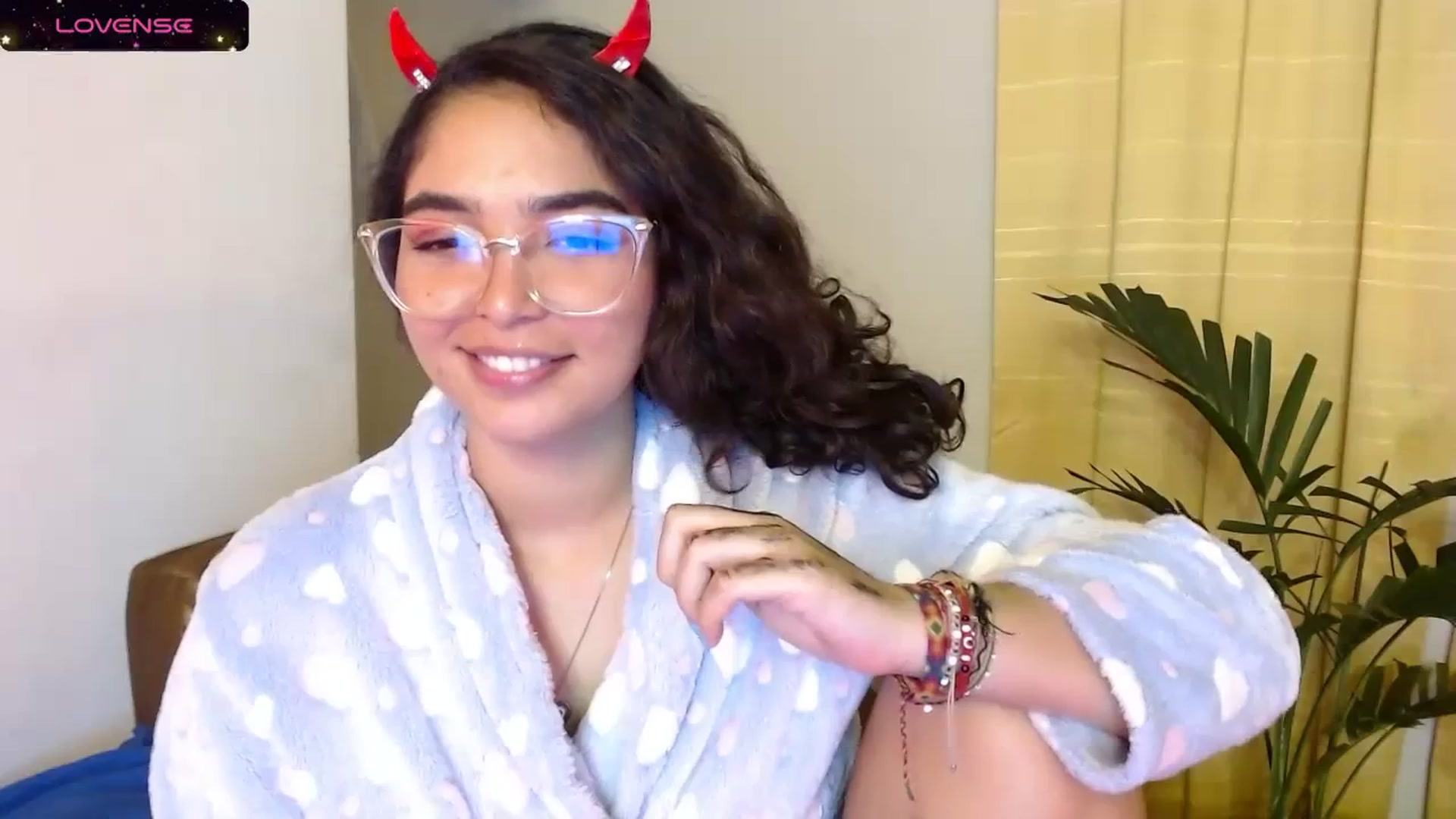 Gallery image thumbnail from Ariagaleo's myfreecams stream on, 10/29/2023, 22:16 image 2 of 20
