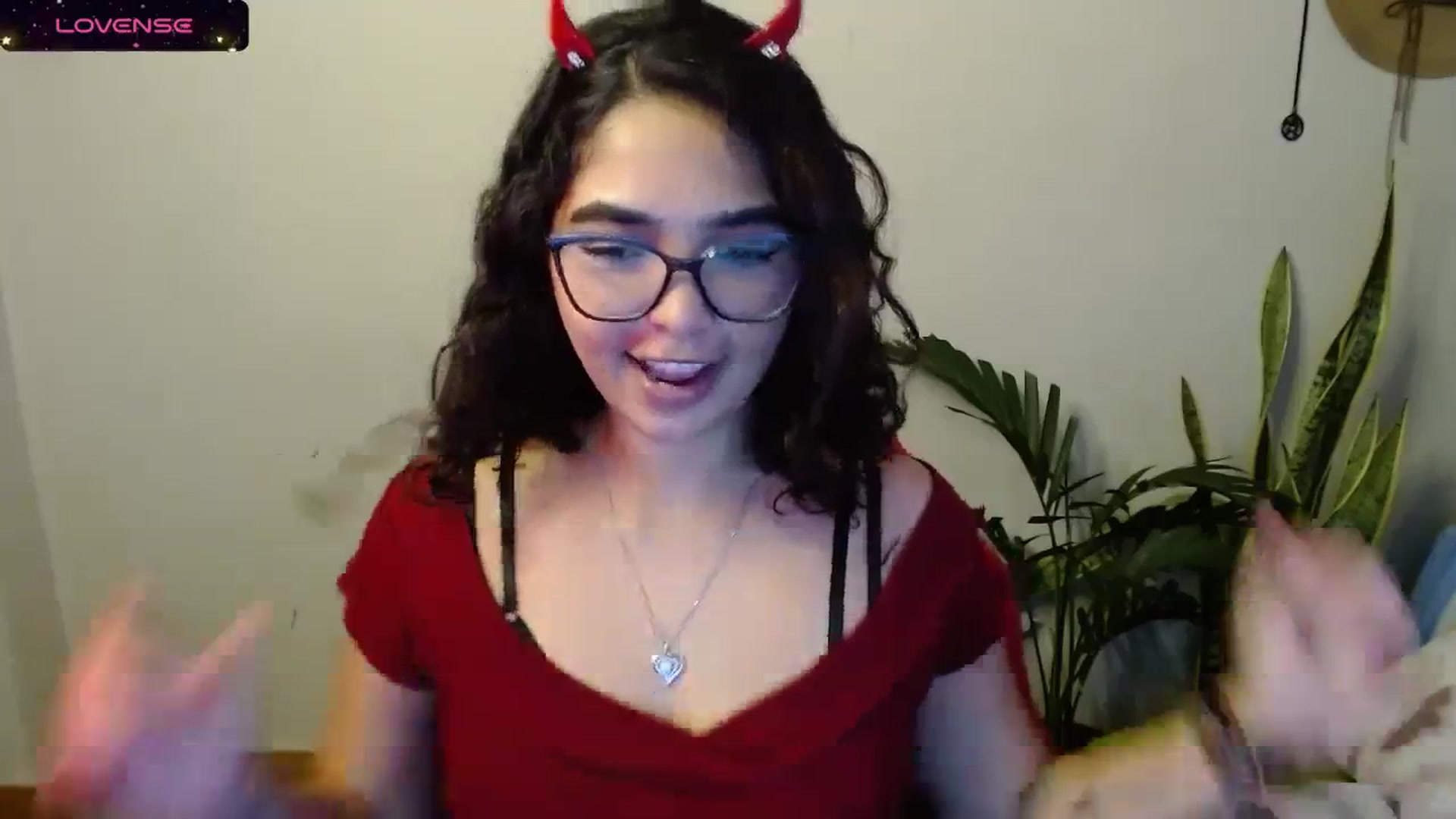 Gallery image thumbnail from Ariagaleo's myfreecams stream on, 11/01/2023, 21:26 image 4 of 20