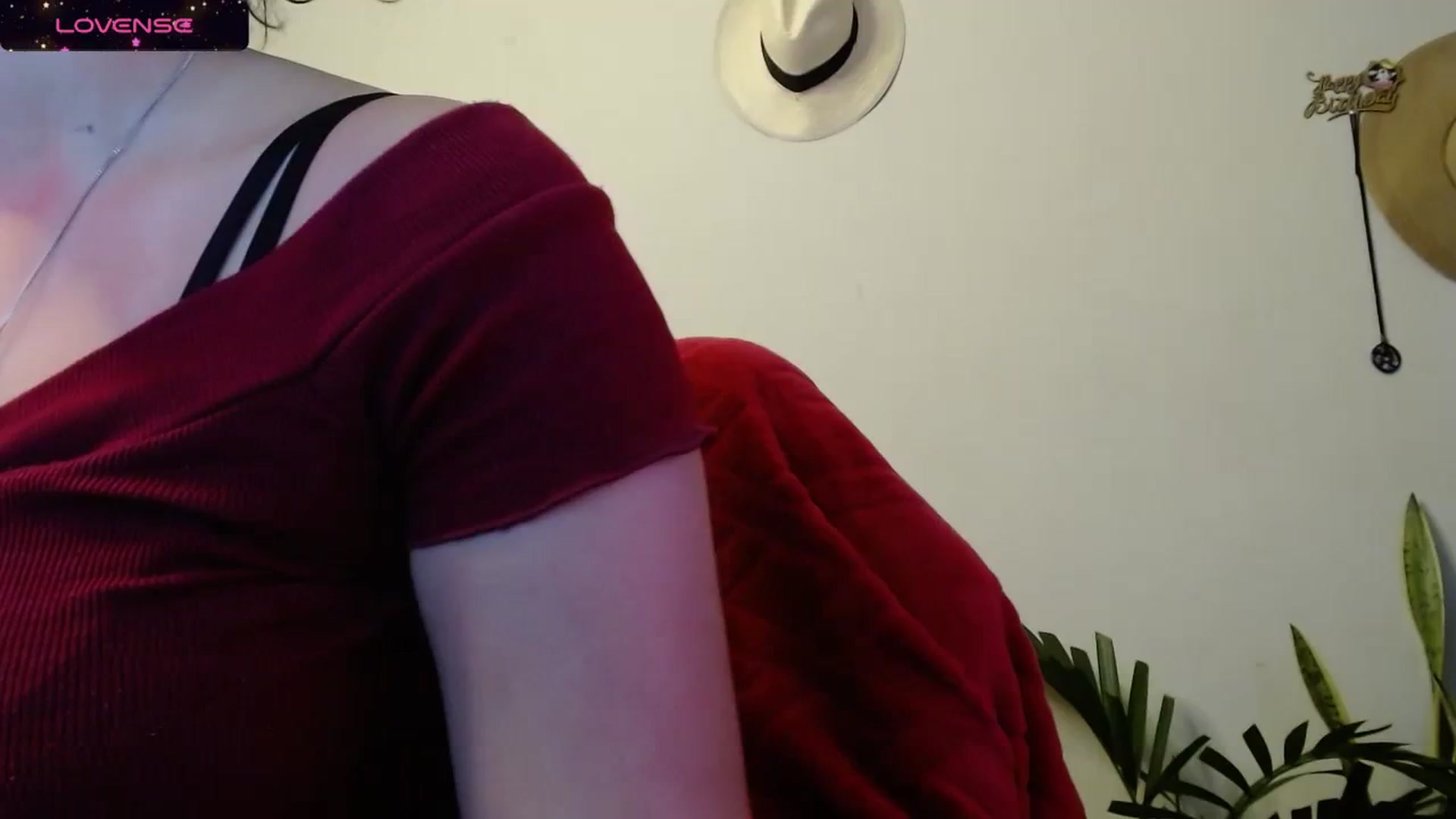 Gallery image thumbnail from Ariagaleo's myfreecams stream on, 11/01/2023, 21:26 image 14 of 20