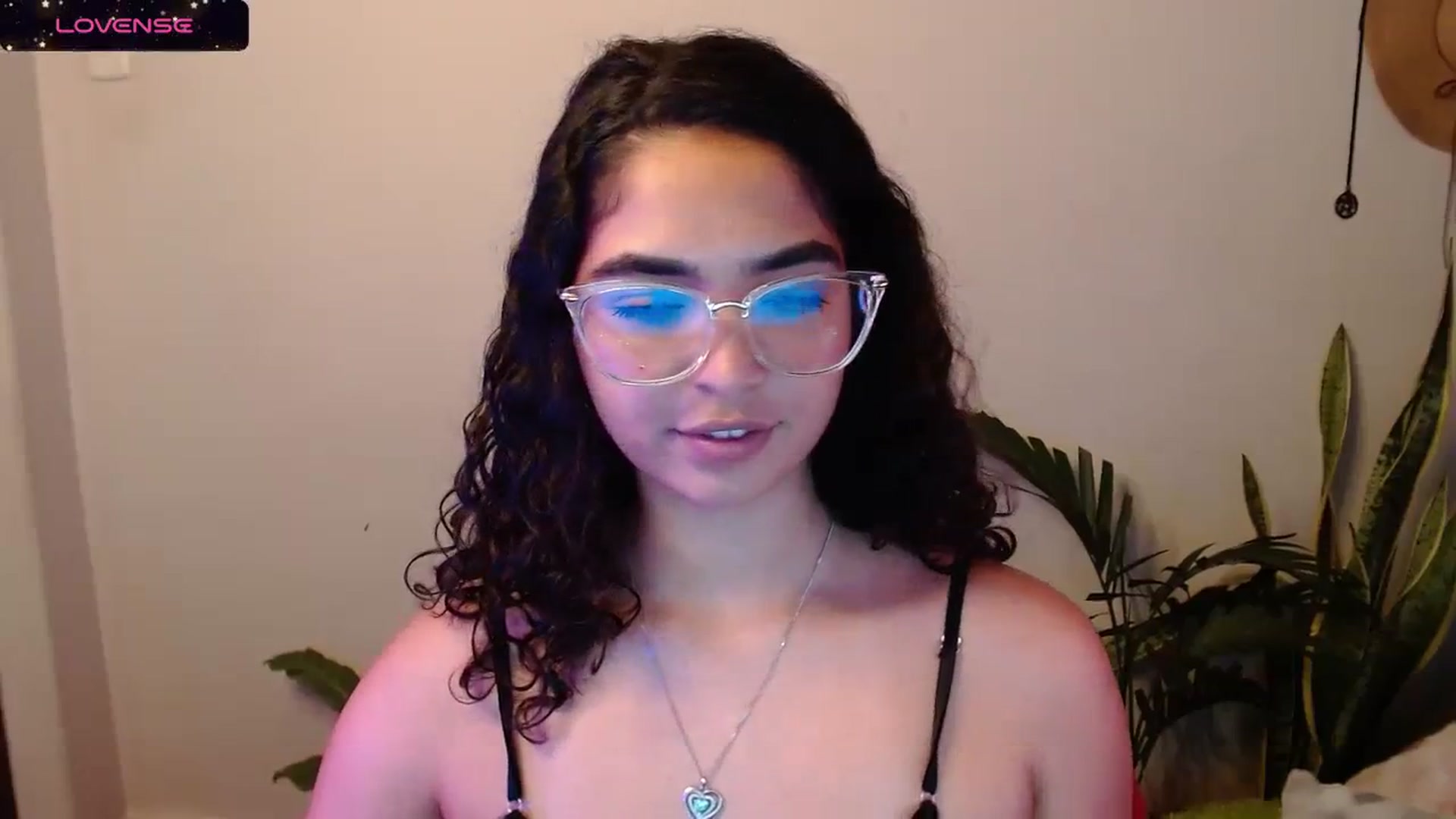 Gallery image thumbnail from Ariagaleo's myfreecams stream on, 11/02/2023, 22:14 image 2 of 20
