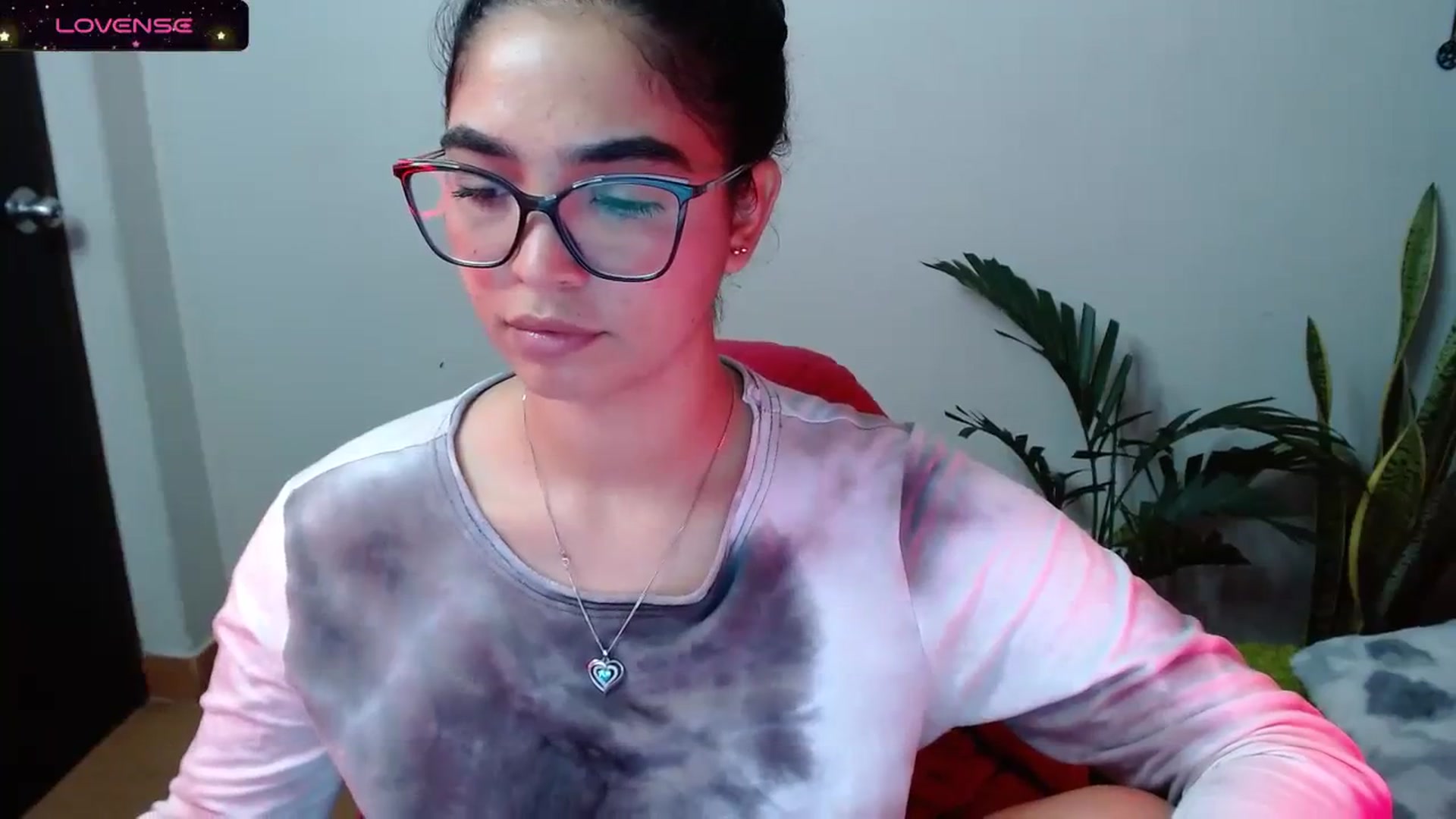 Gallery image thumbnail from Ariagaleo's myfreecams stream on, 11/03/2023, 19:10 image 13 of 20